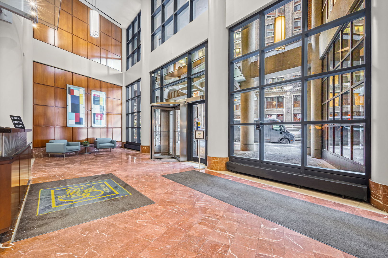 211 E Ohio Street Unit: 2419