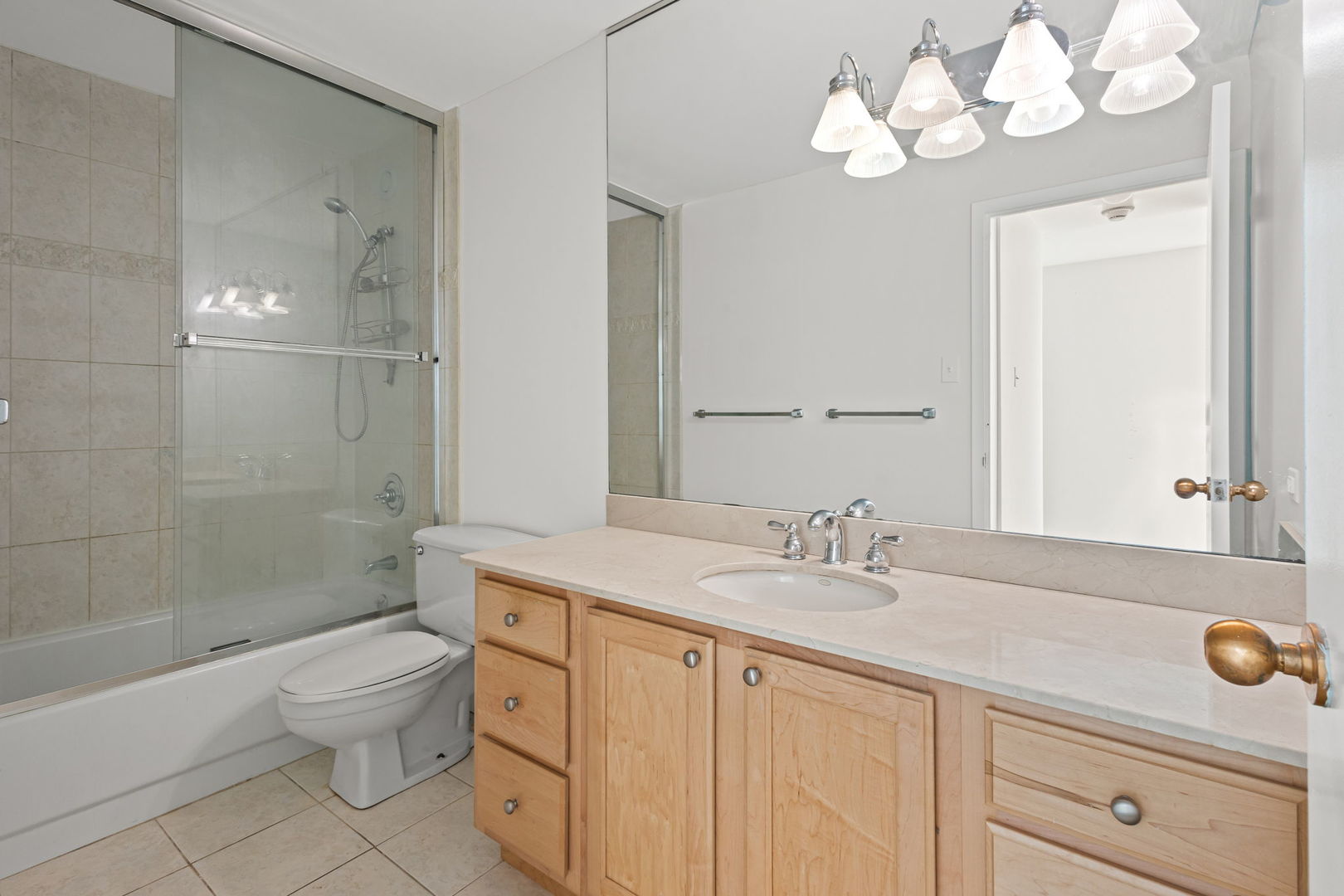 211 E Ohio Street Unit: 2419