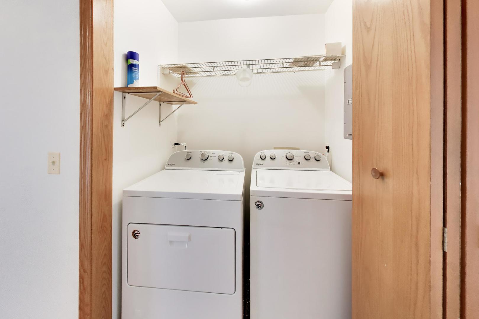 920 N Northwest Highway Unit: 2