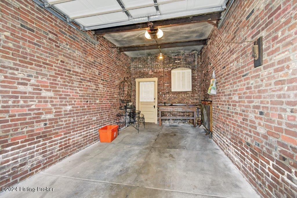 1028 Cherokee Rd, 2