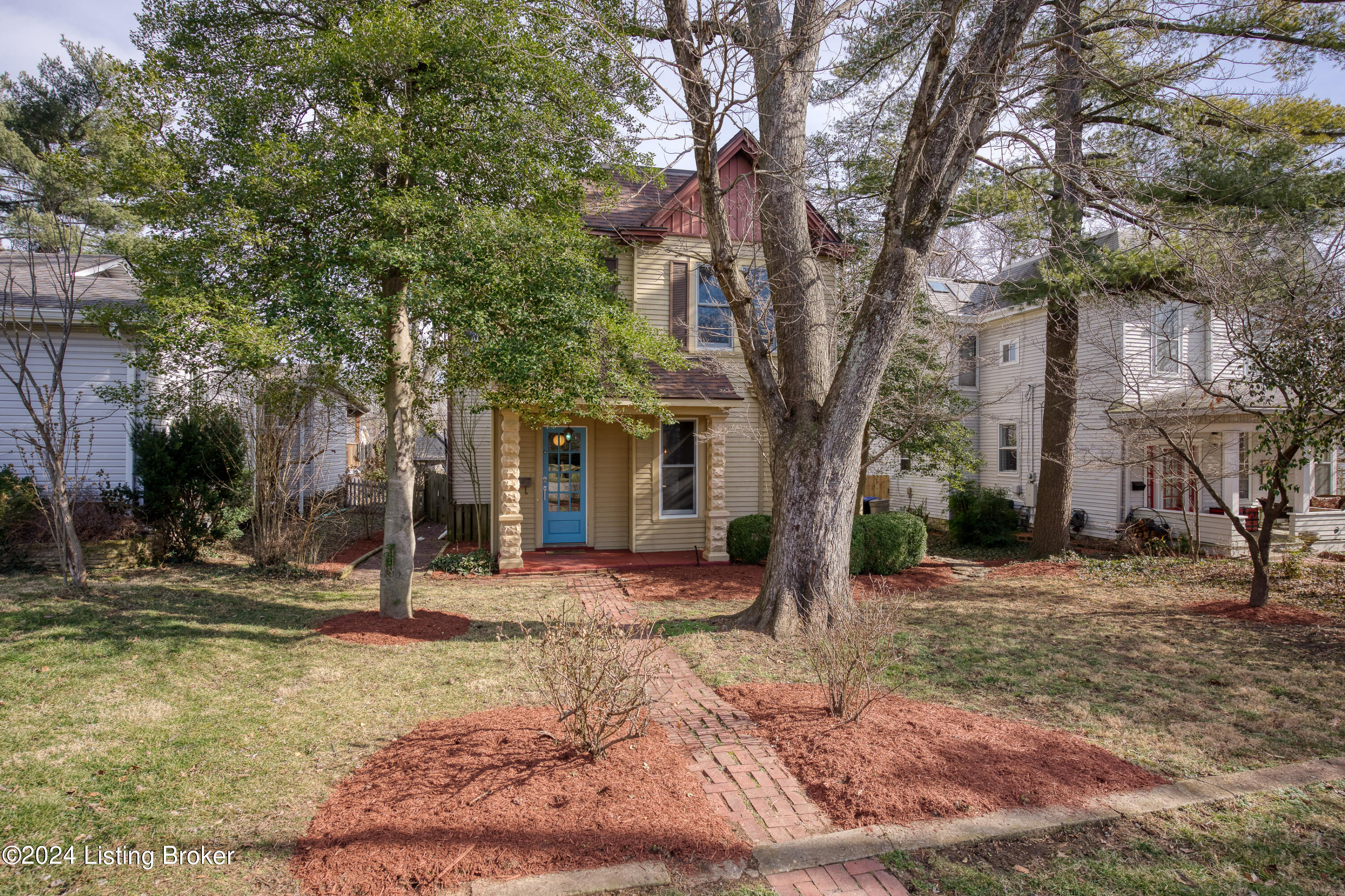 115 Claremont Ave