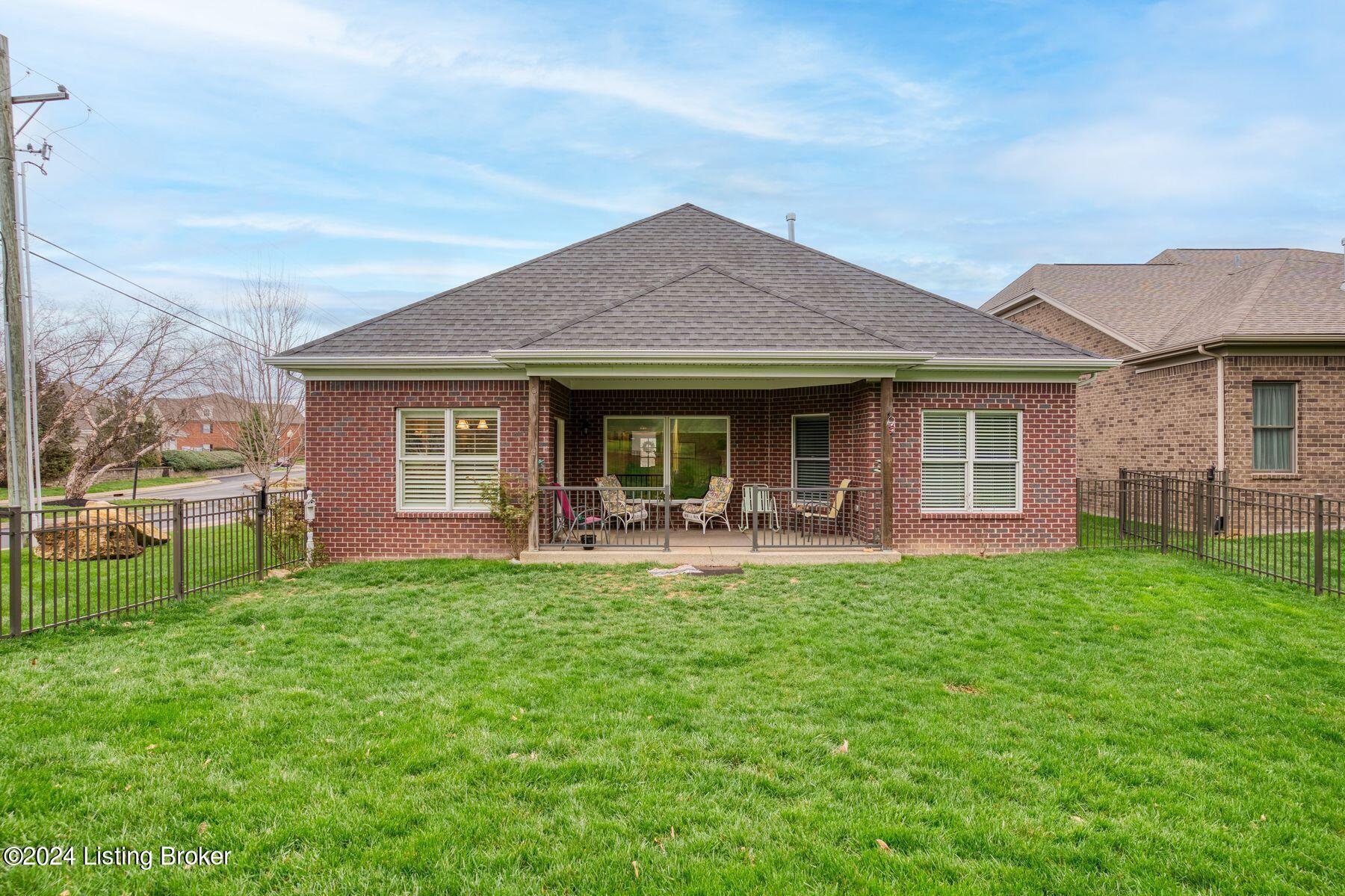 9300 Cross Meadows Cir