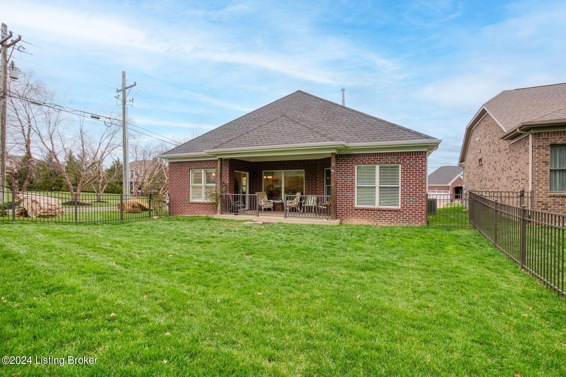 9300 Cross Meadows Cir