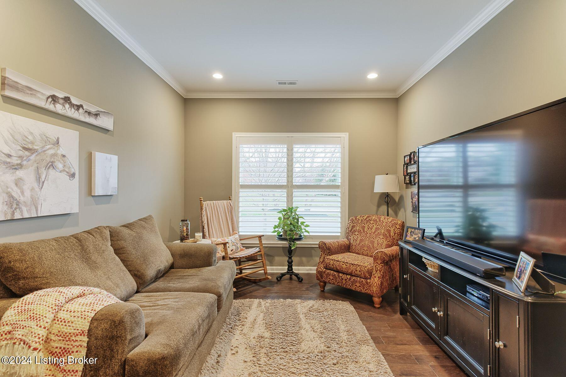 9300 Cross Meadows Cir