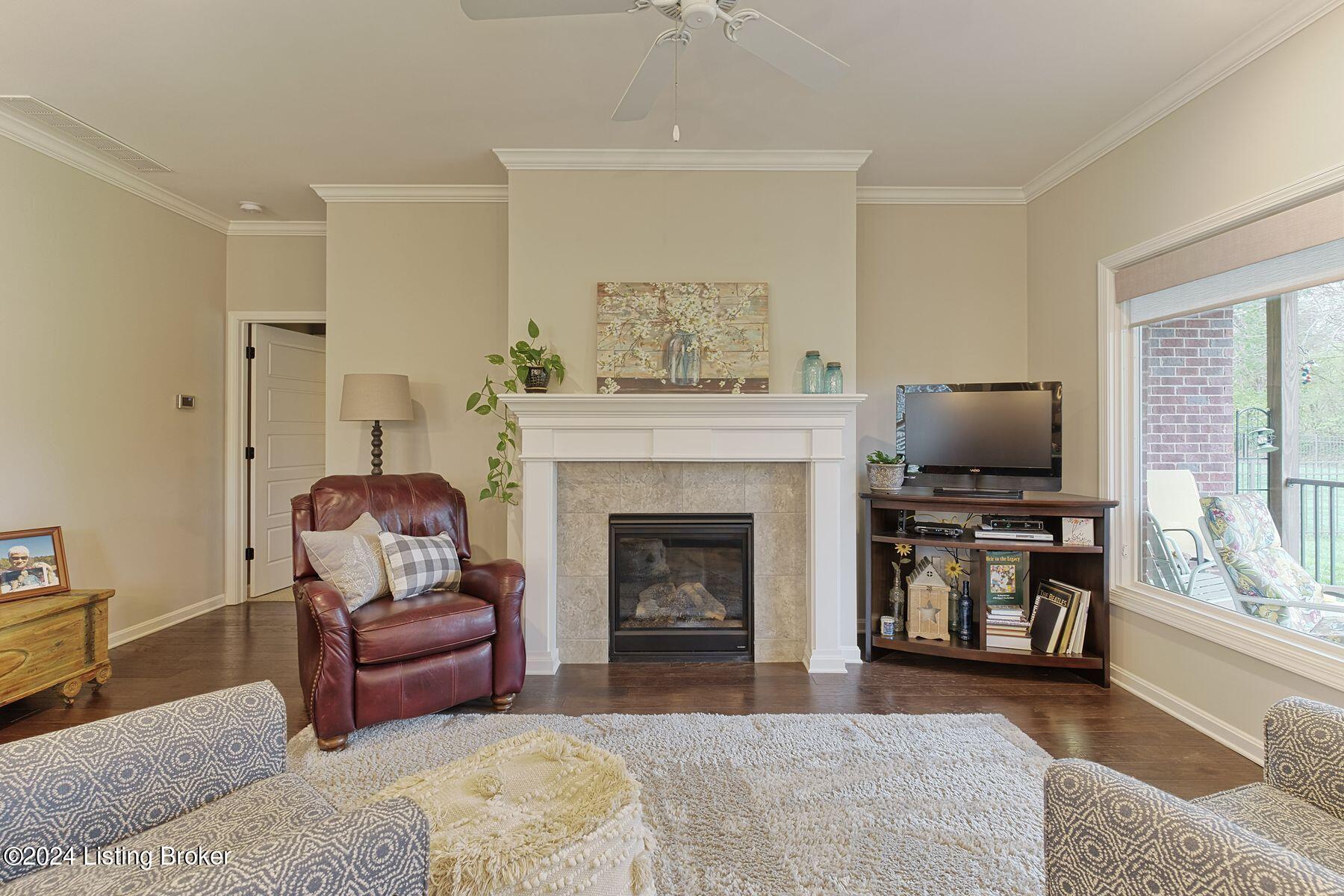9300 Cross Meadows Cir