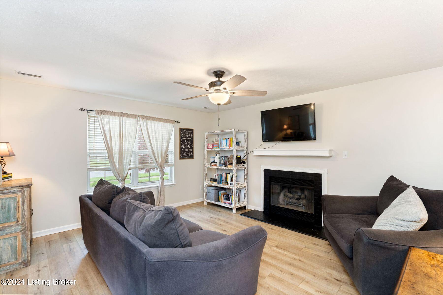 10603 Bayport Rd