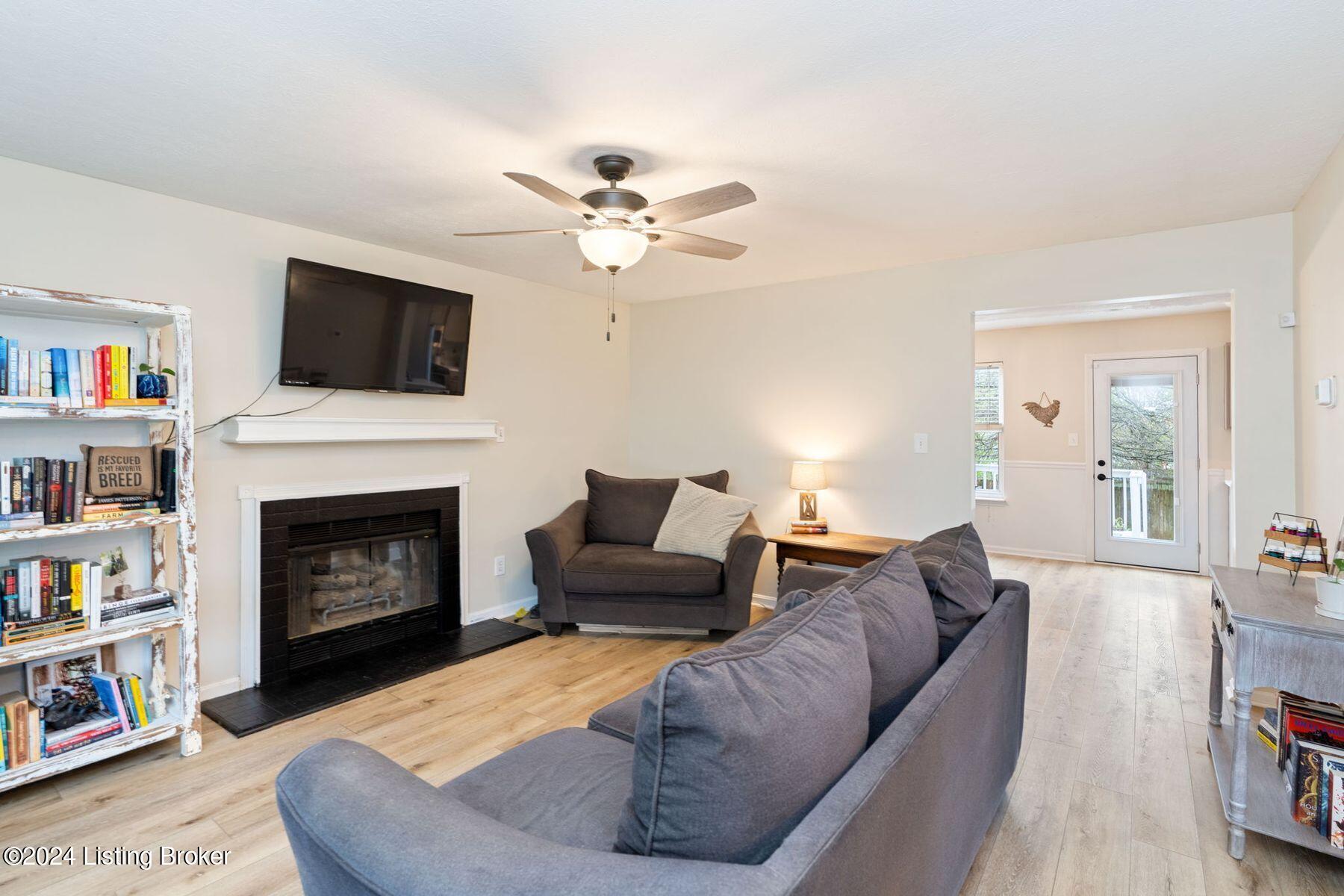 10603 Bayport Rd
