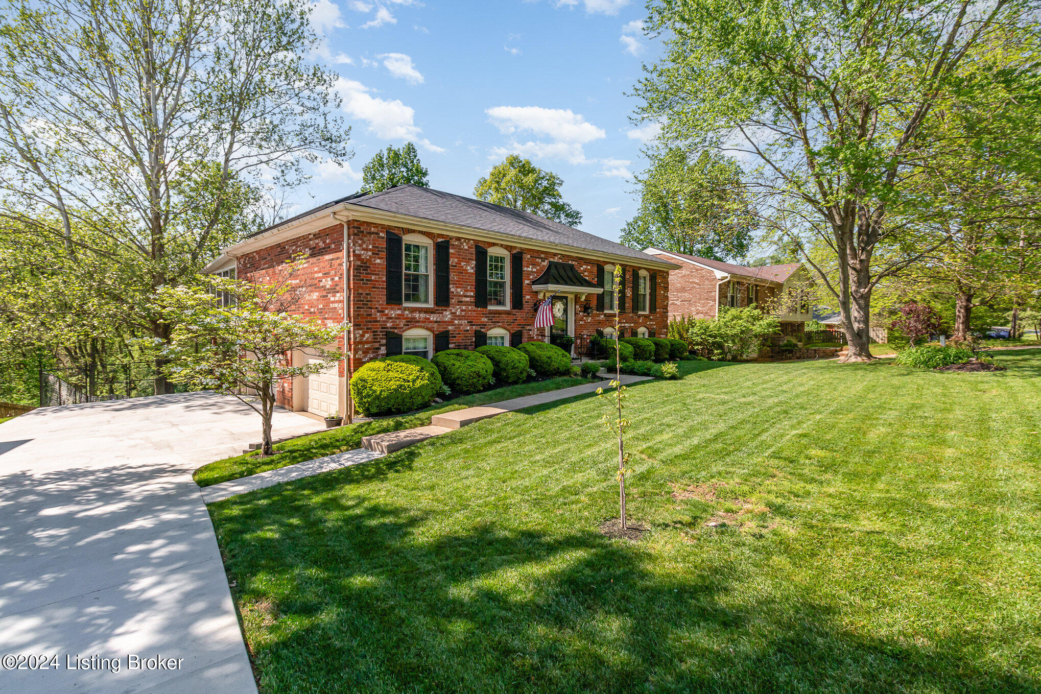 814 Exmoor Ave