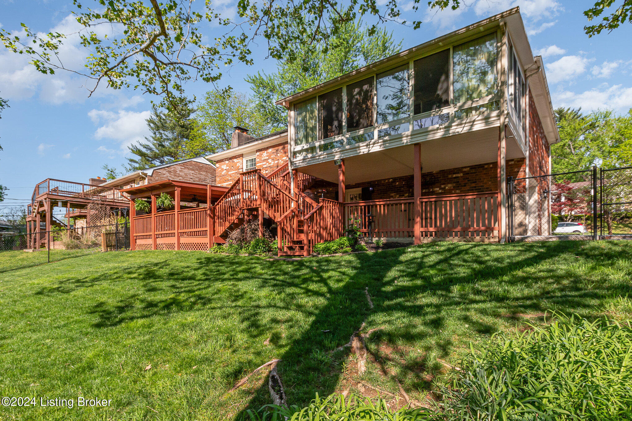 814 Exmoor Ave