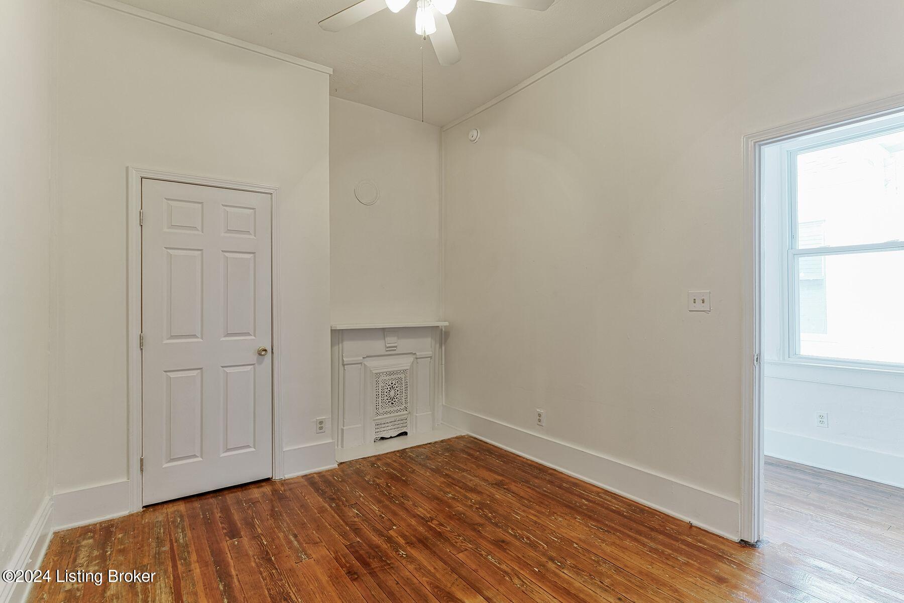 843 Mulberry St