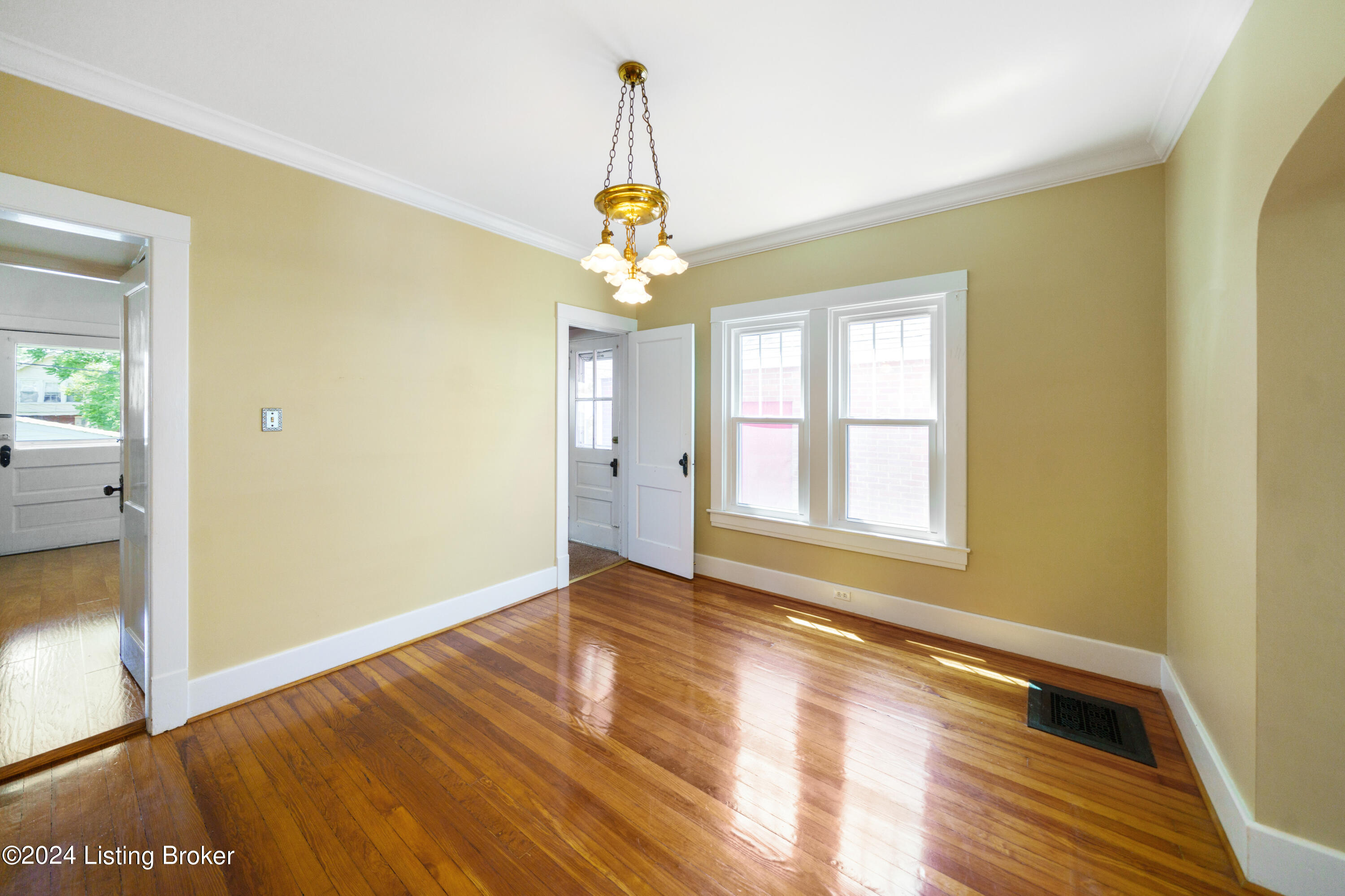1618 Jaeger Ave