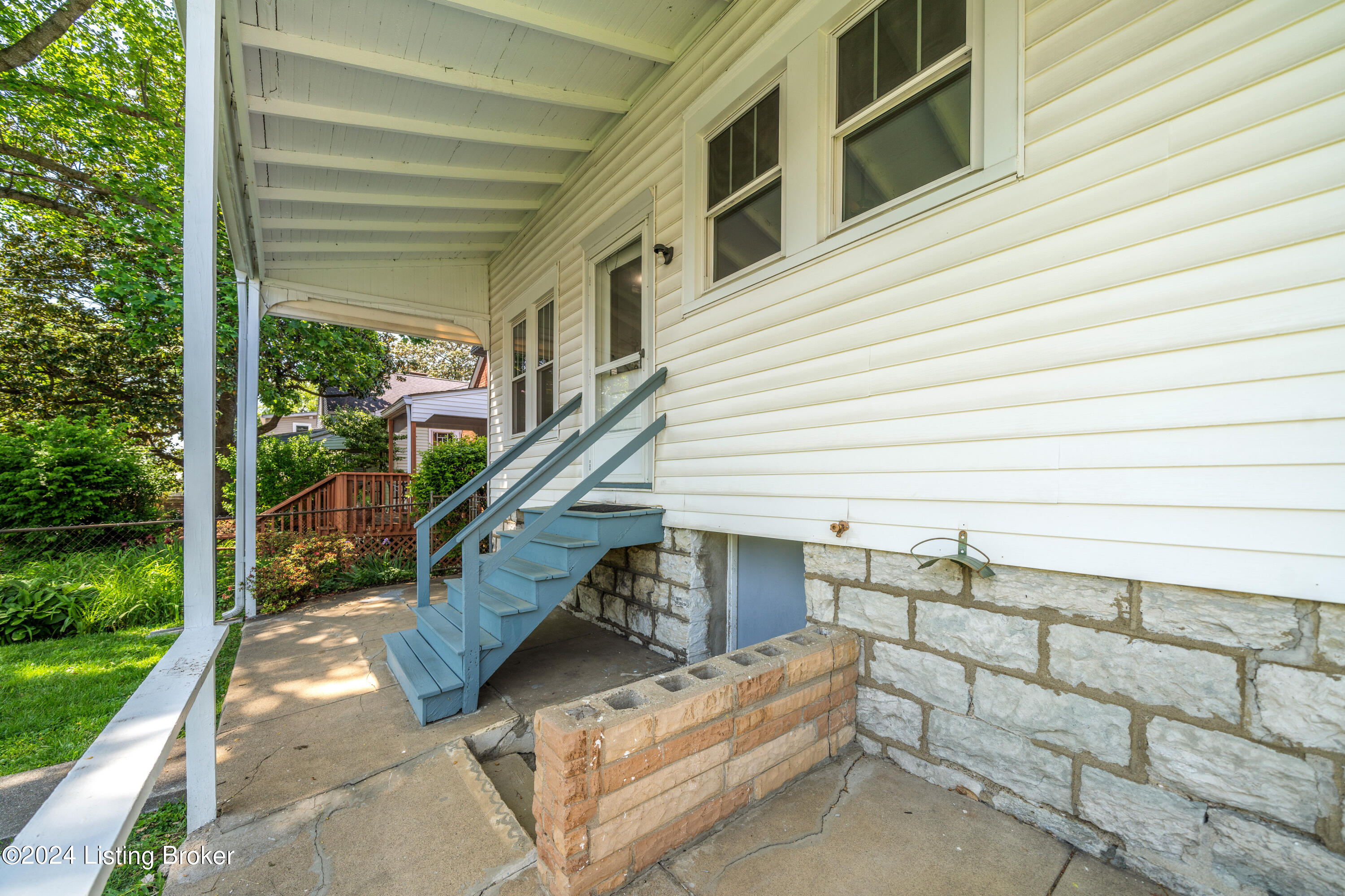 1618 Jaeger Ave