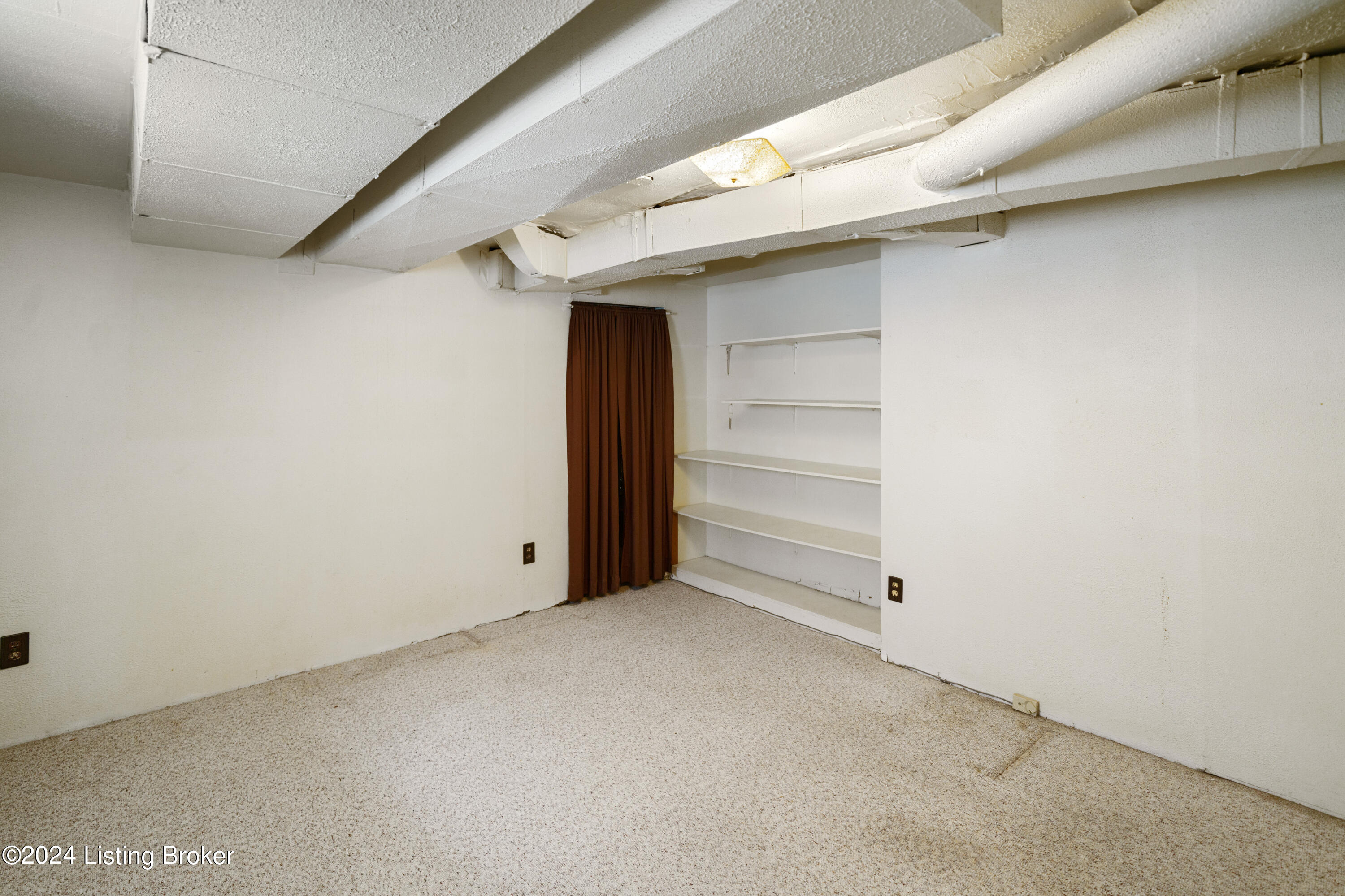1618 Jaeger Ave