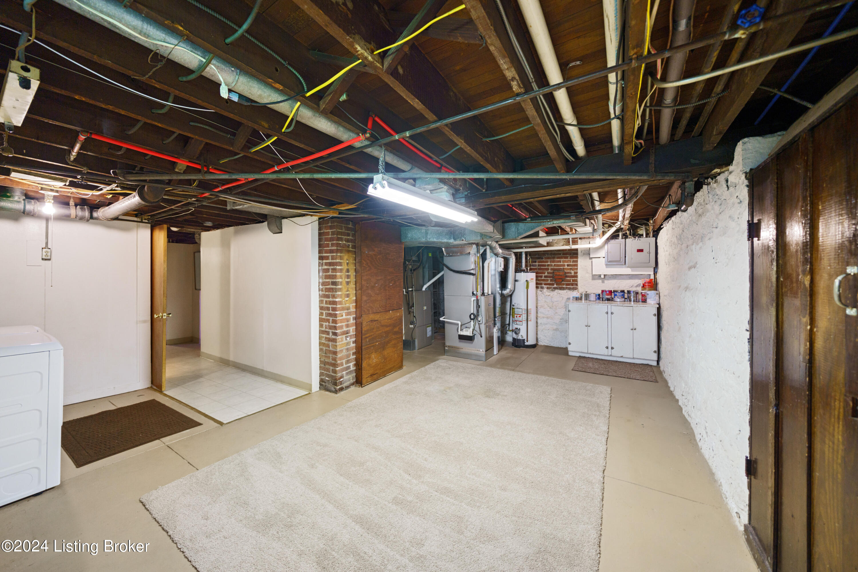 1618 Jaeger Ave