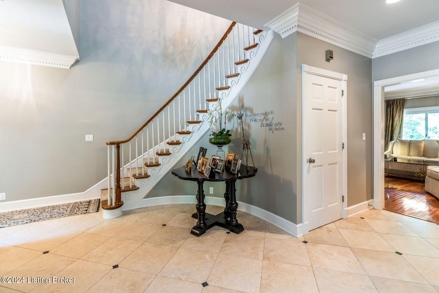 1301 Navajo Ct