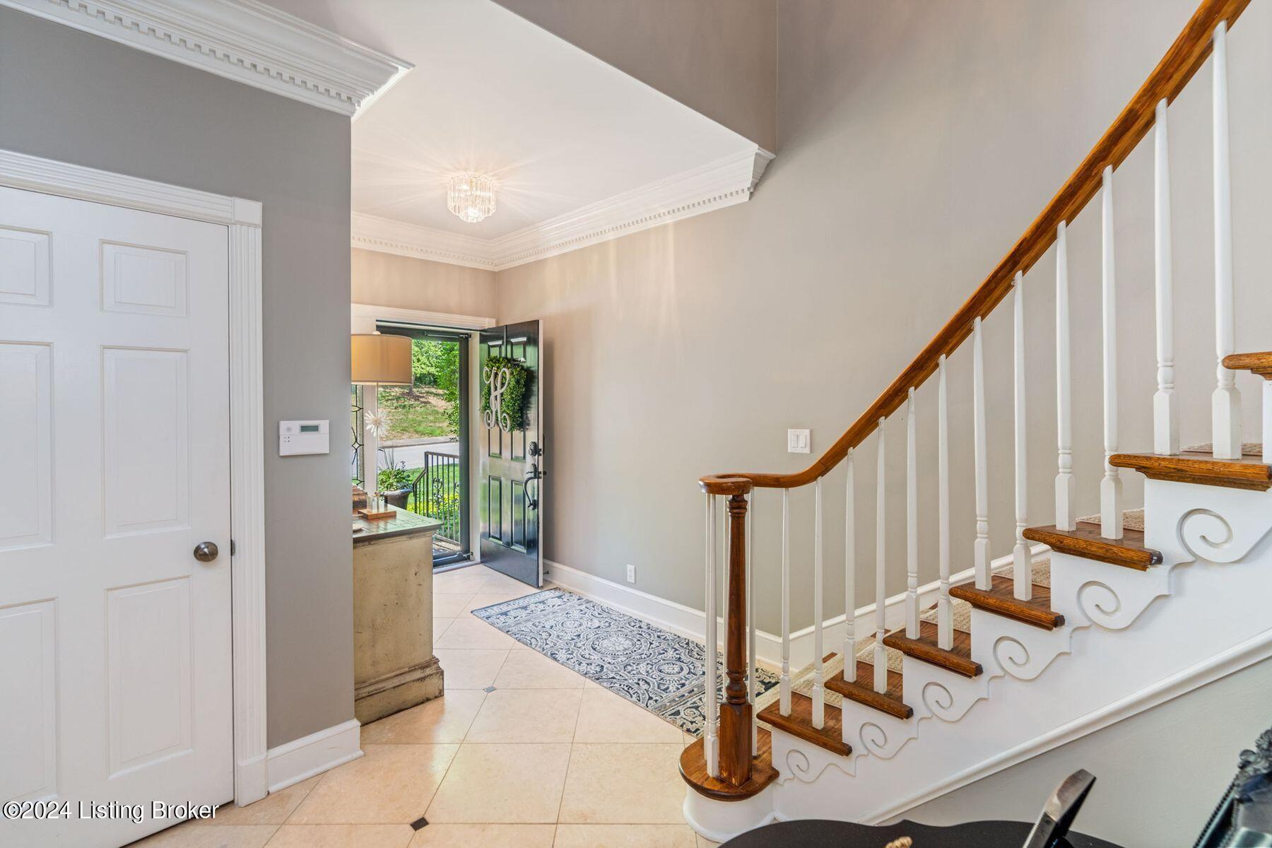 1301 Navajo Ct