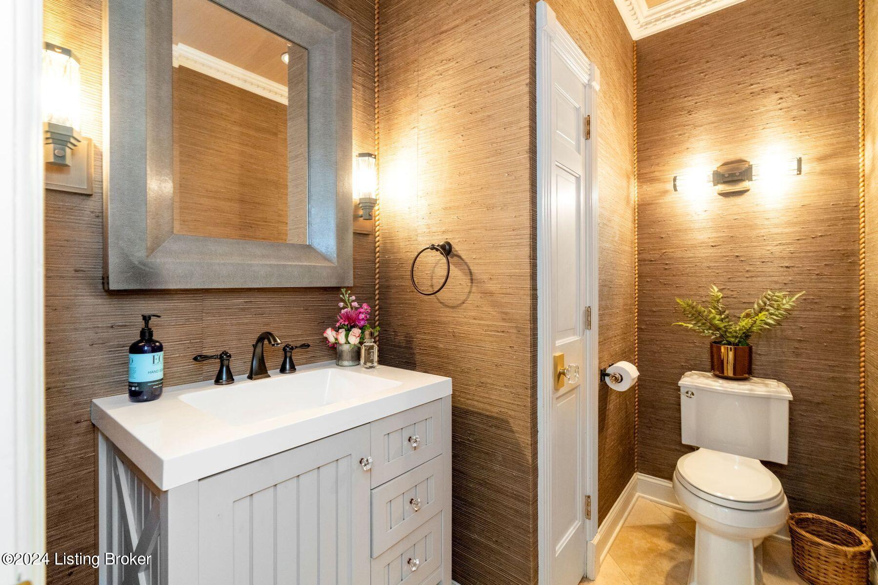 1301 Navajo Ct