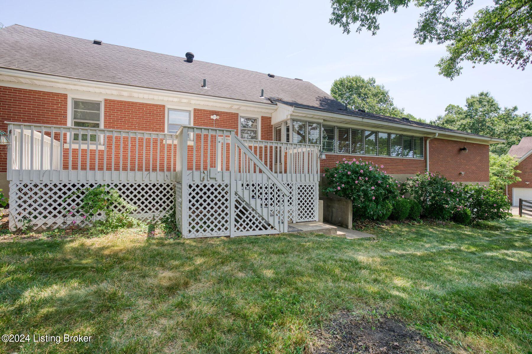 708 Dorsey Ln