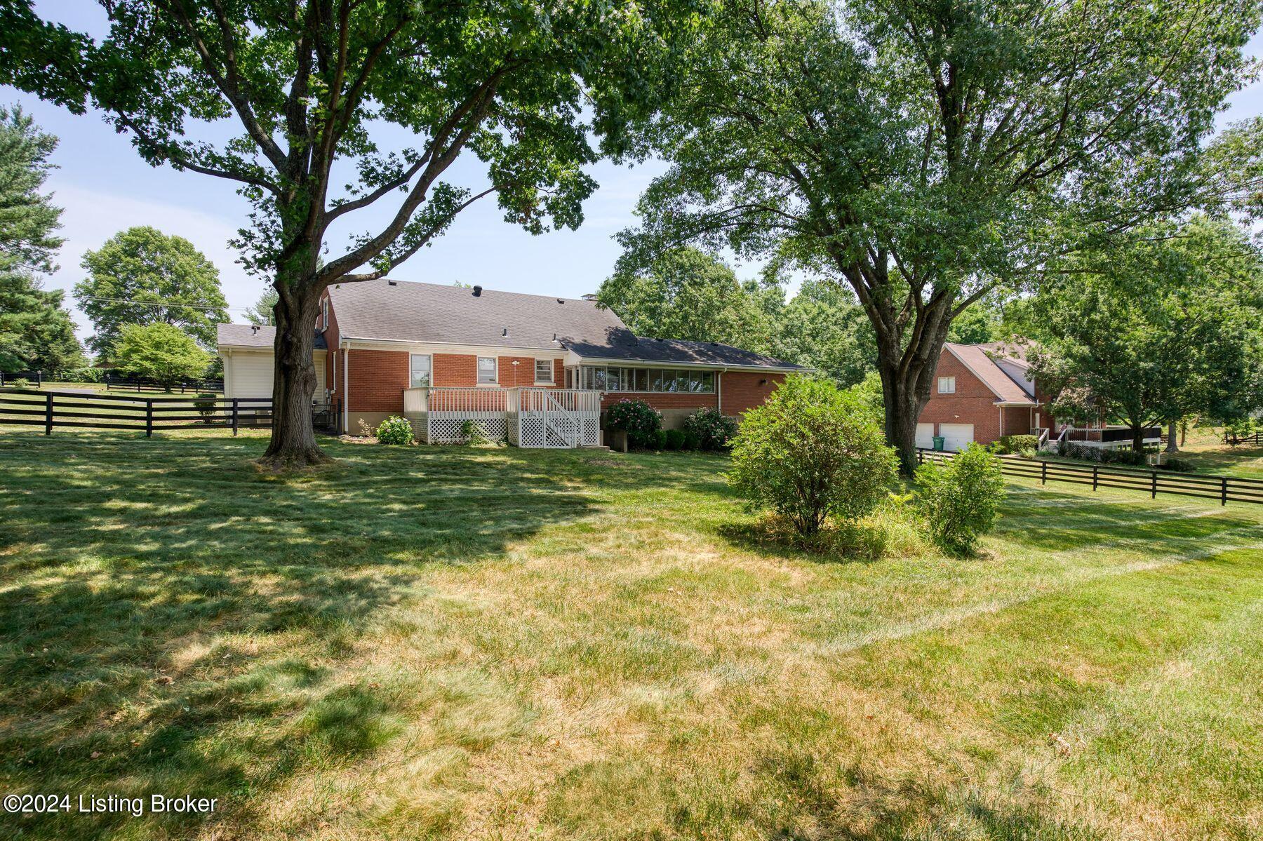 708 Dorsey Ln
