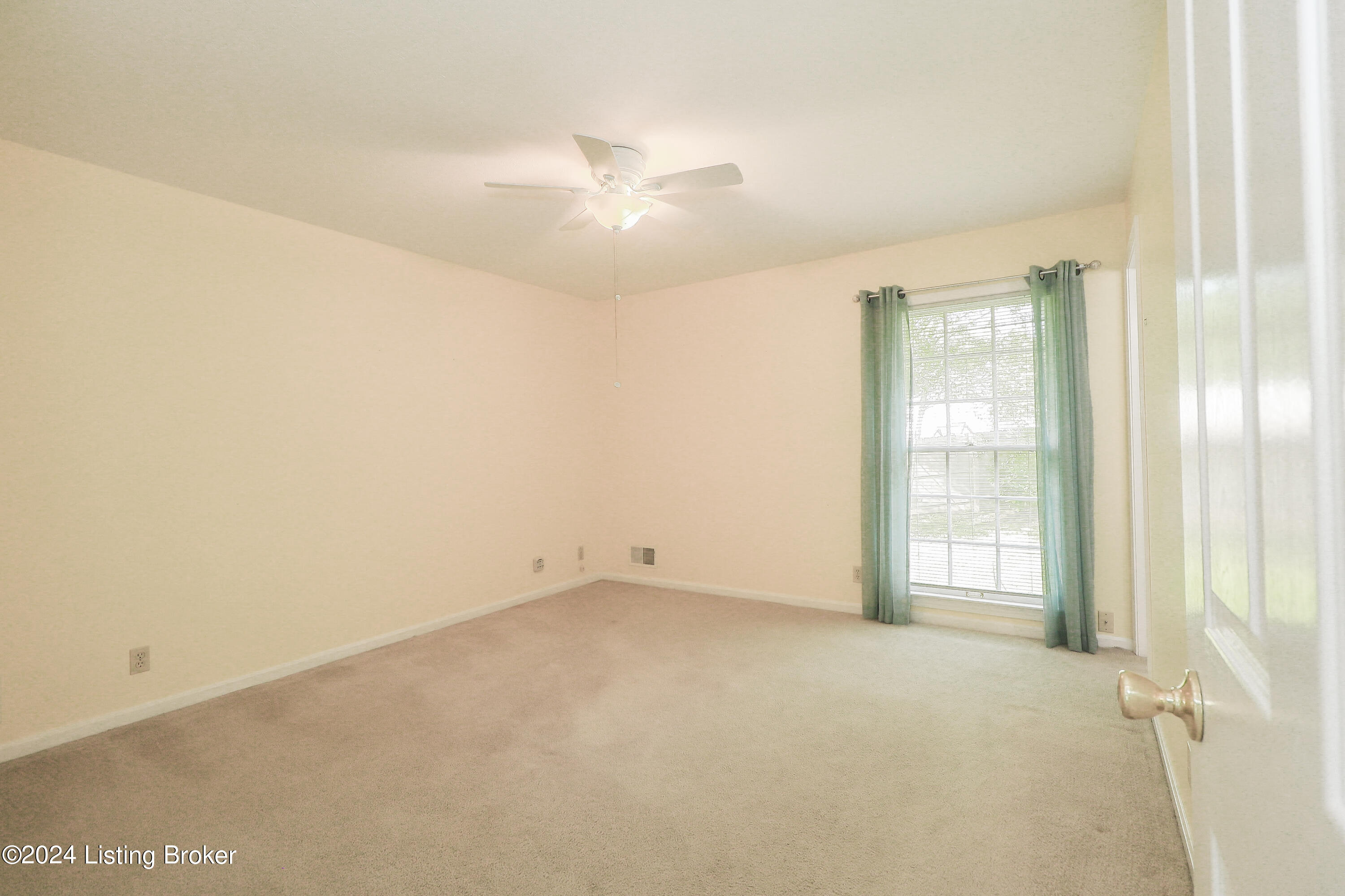 1117 Evondale Way