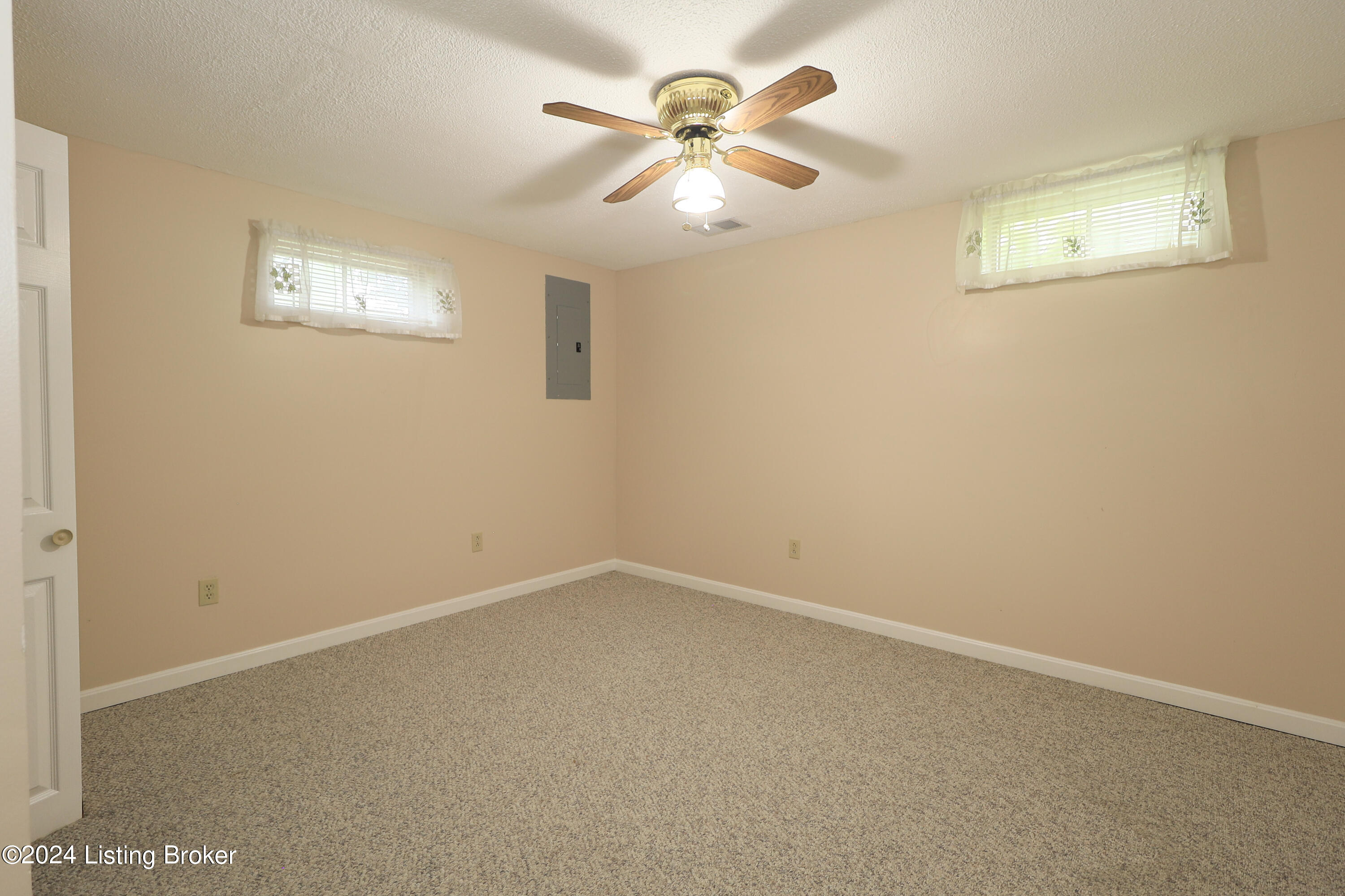 1117 Evondale Way