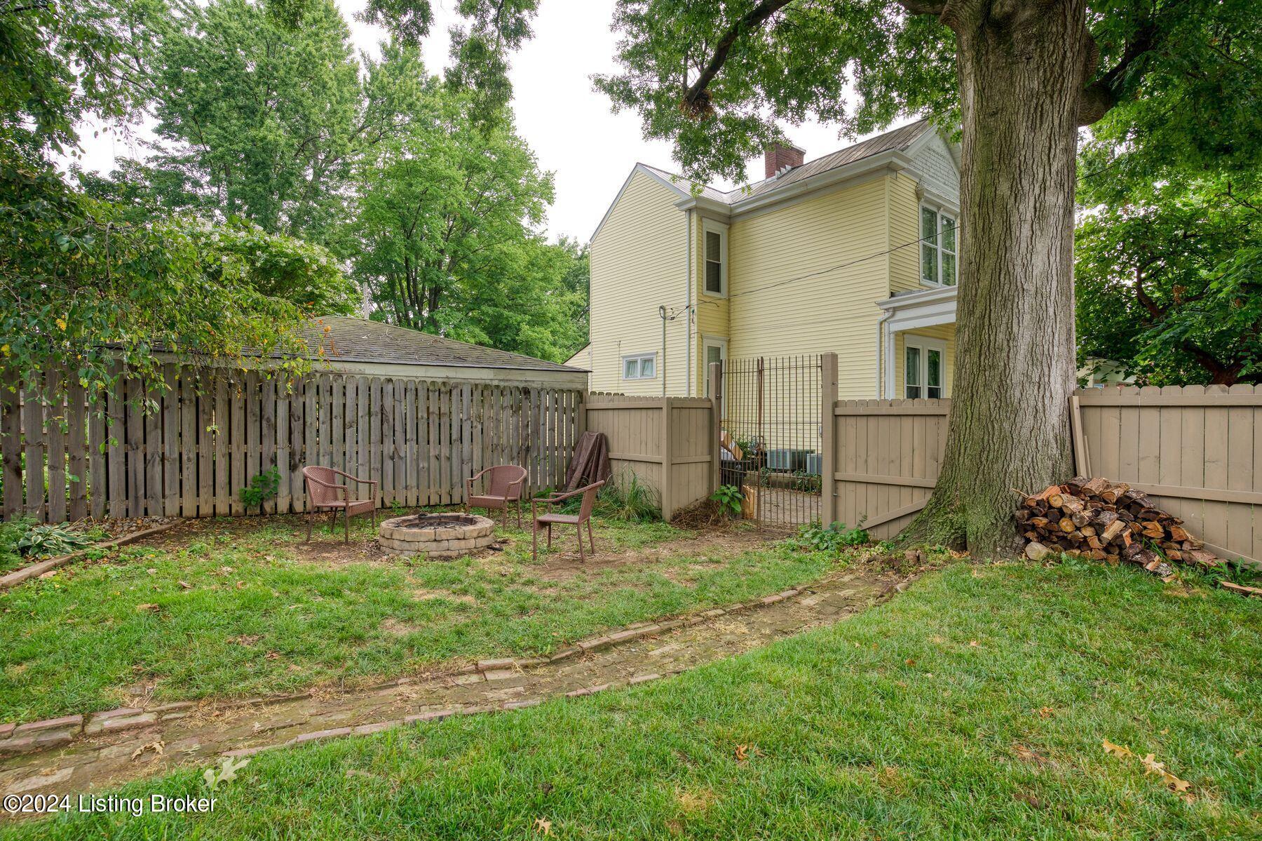 1800 Rosewood Ave