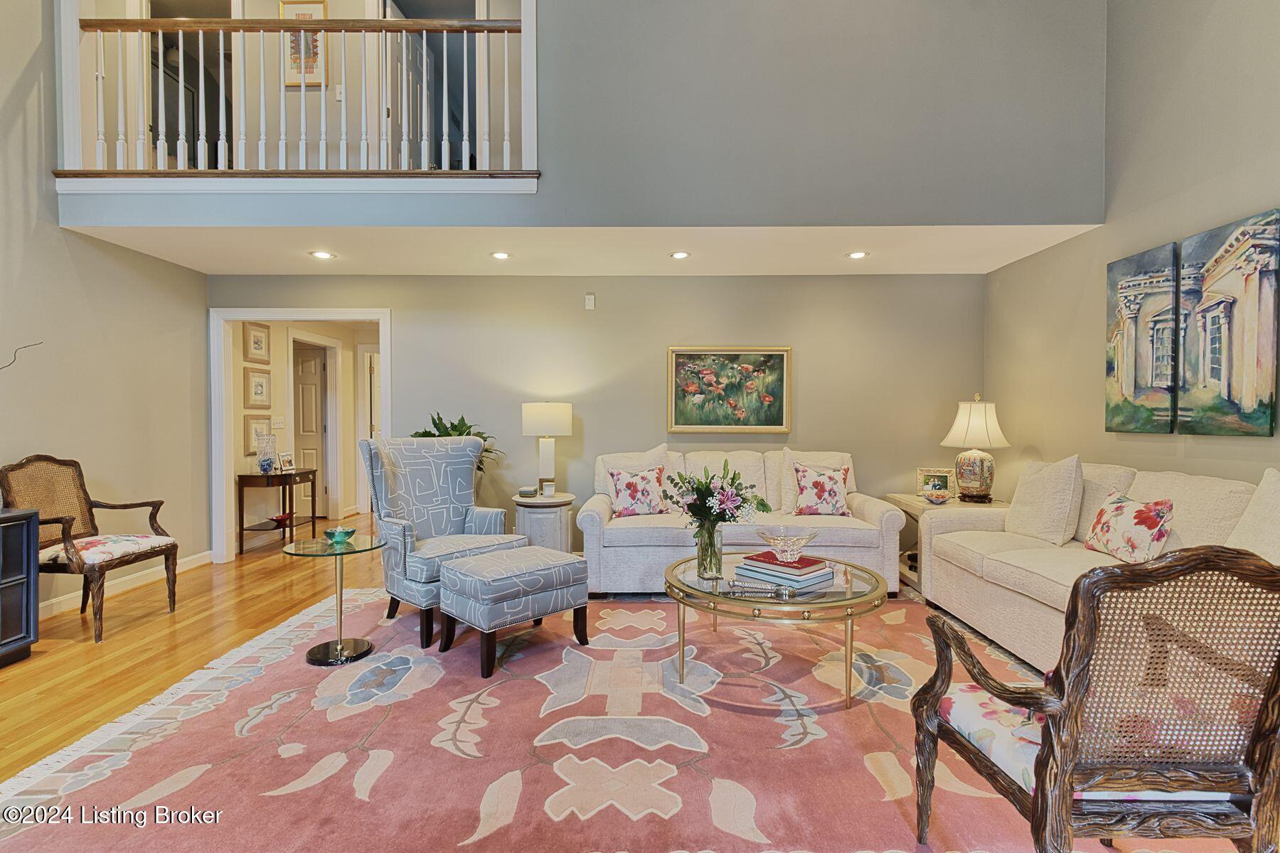2637 Seminary Dr