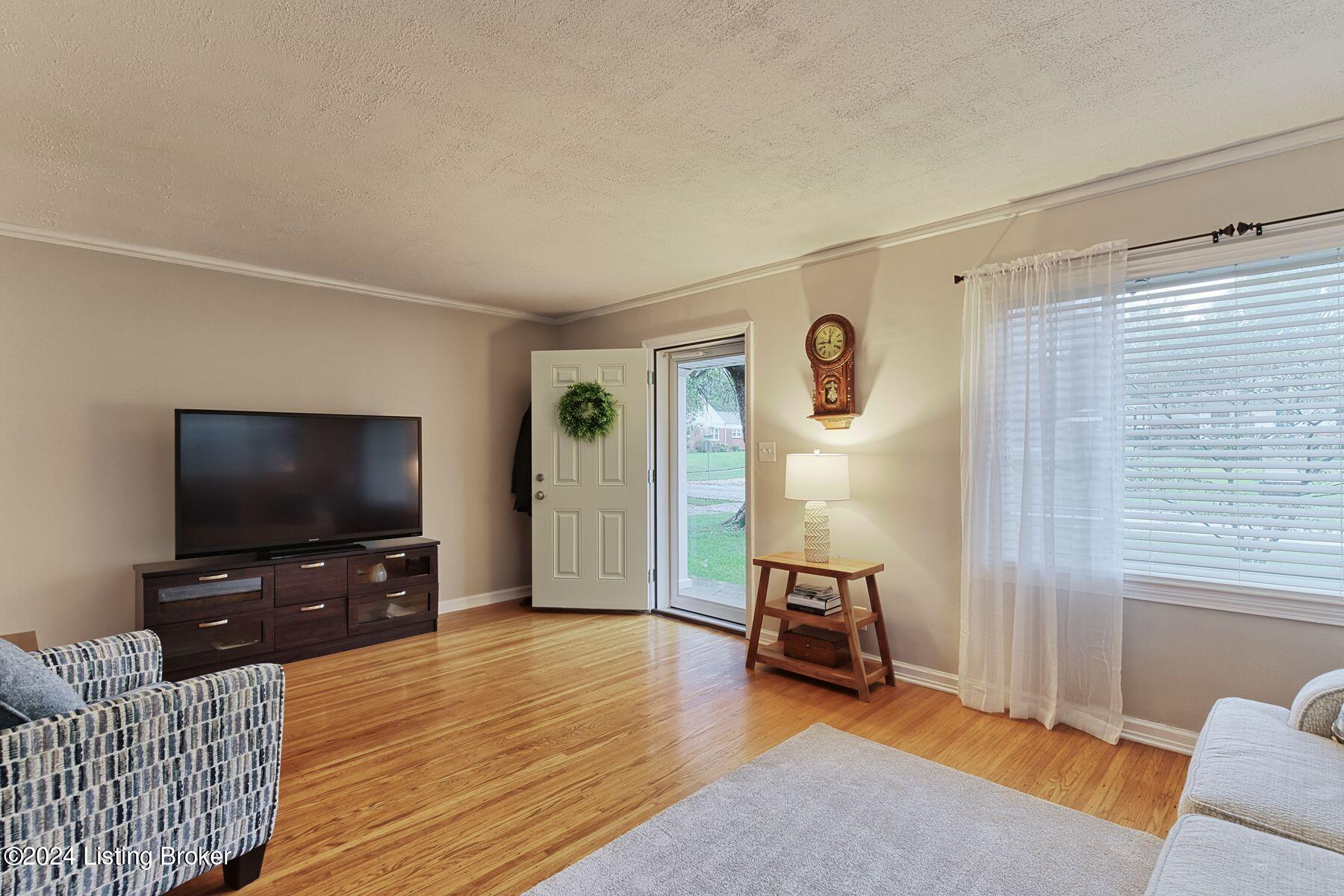 4223 Hillbrook Dr
