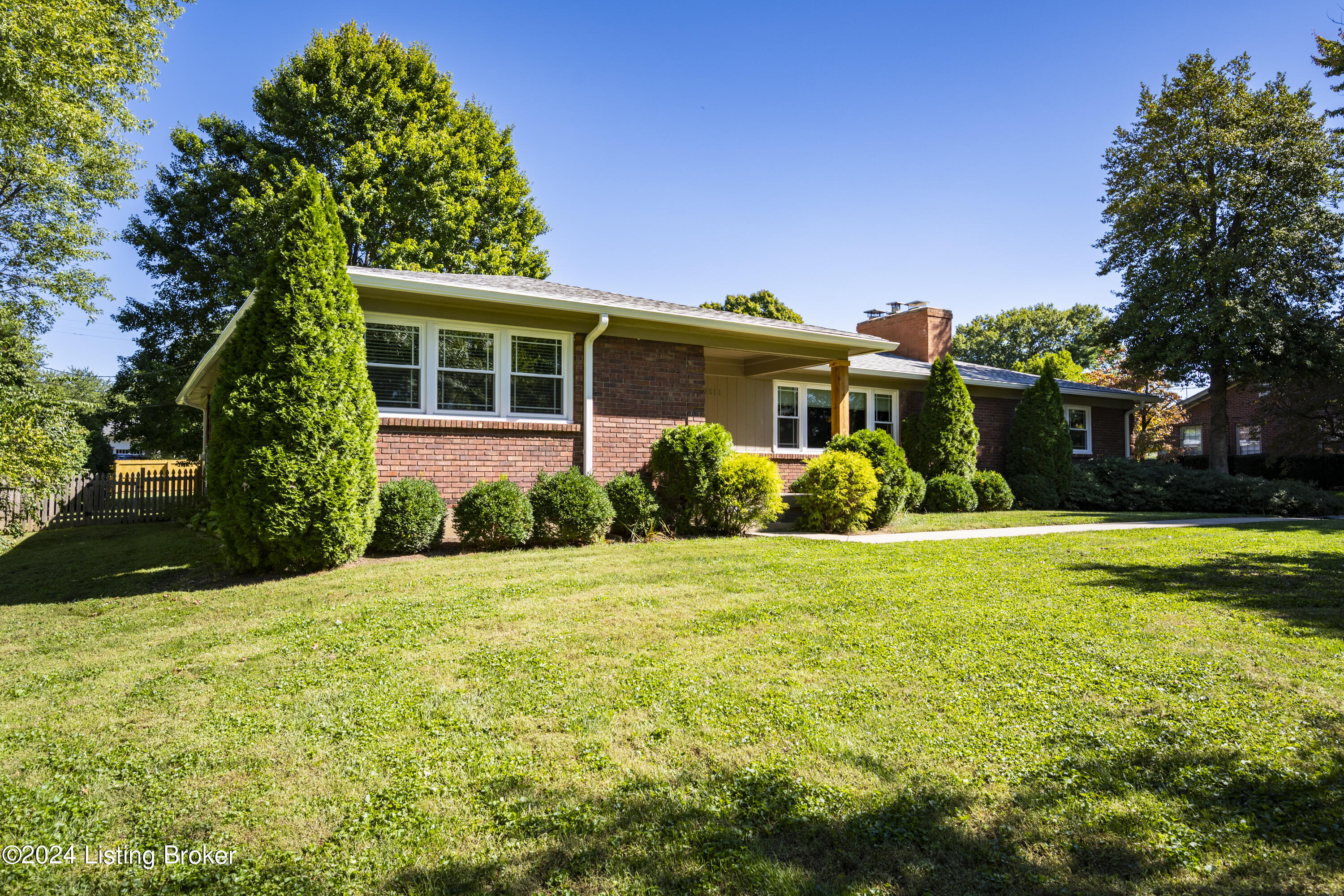 2011 Northfield Dr