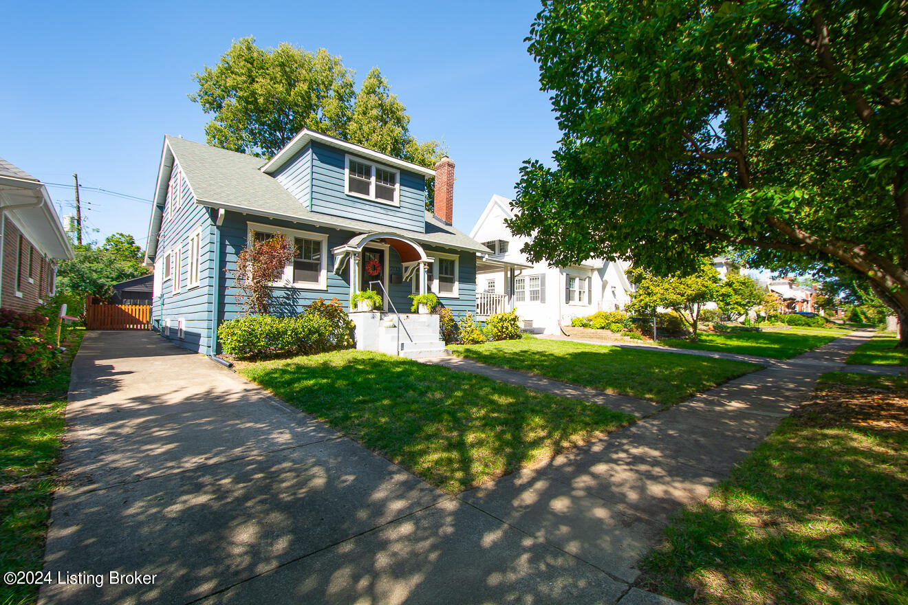 2133 Lowell Ave