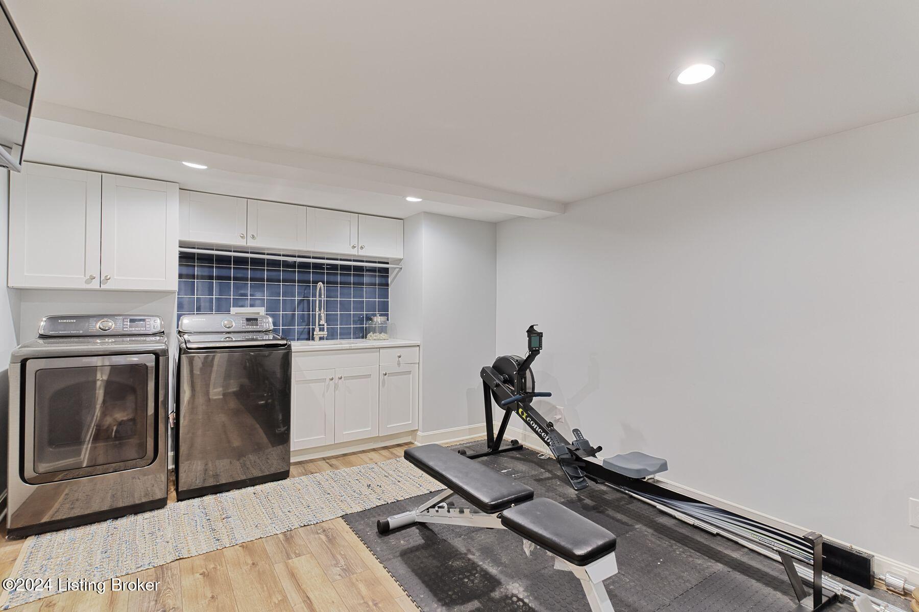 2331 Village Dr