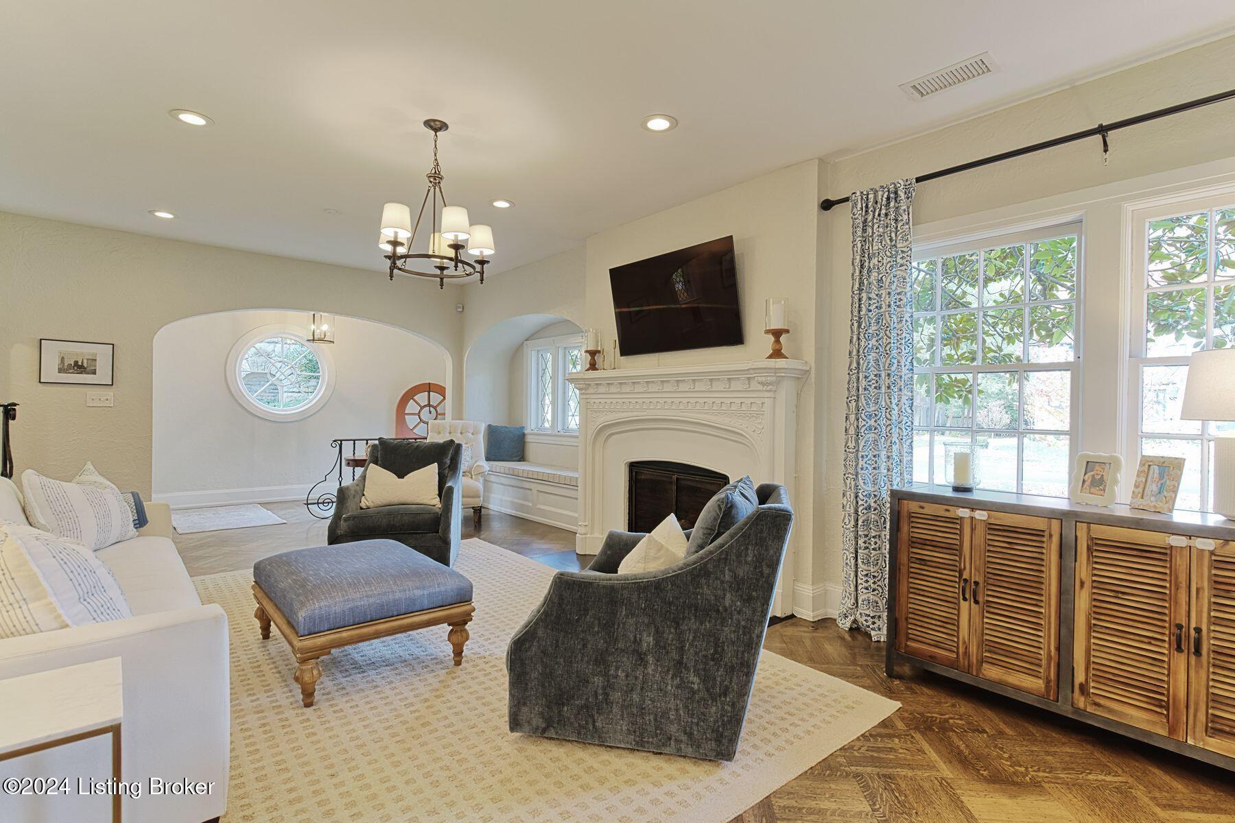 2331 Village Dr