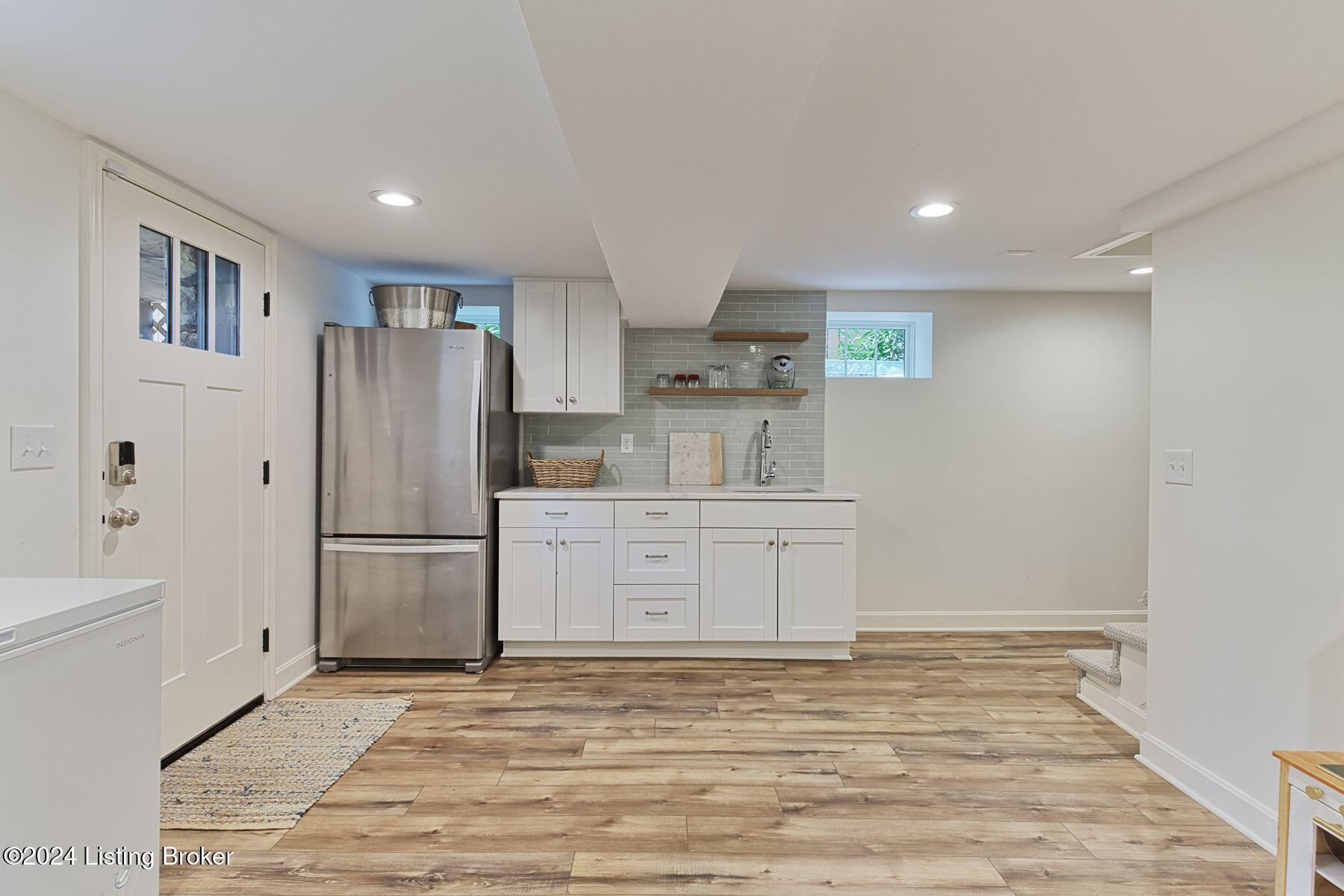 2331 Village Dr