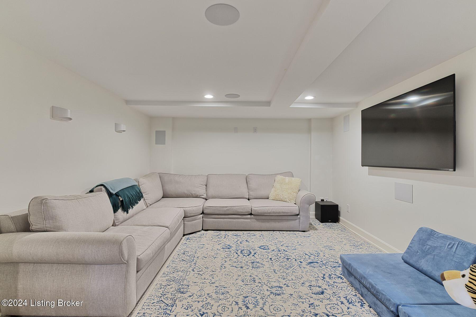 2331 Village Dr