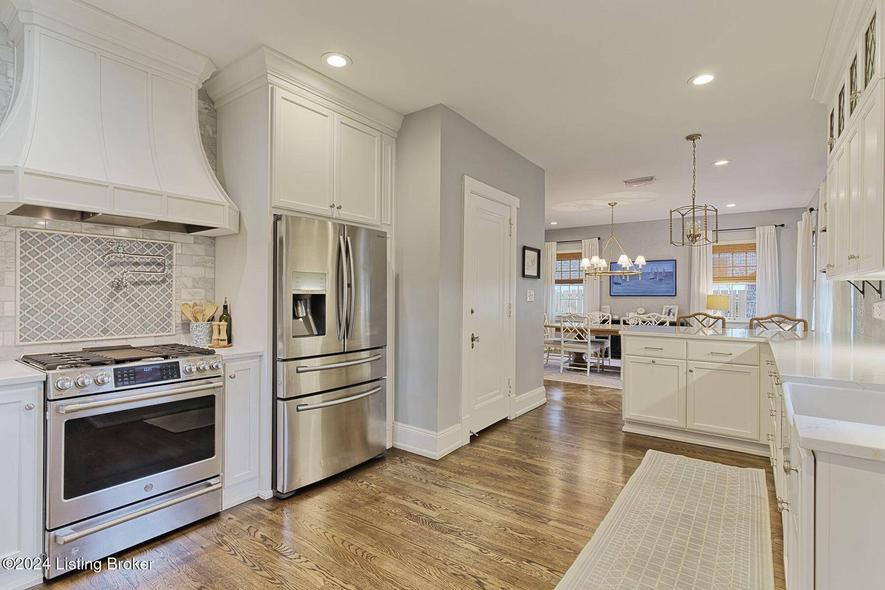 2331 Village Dr