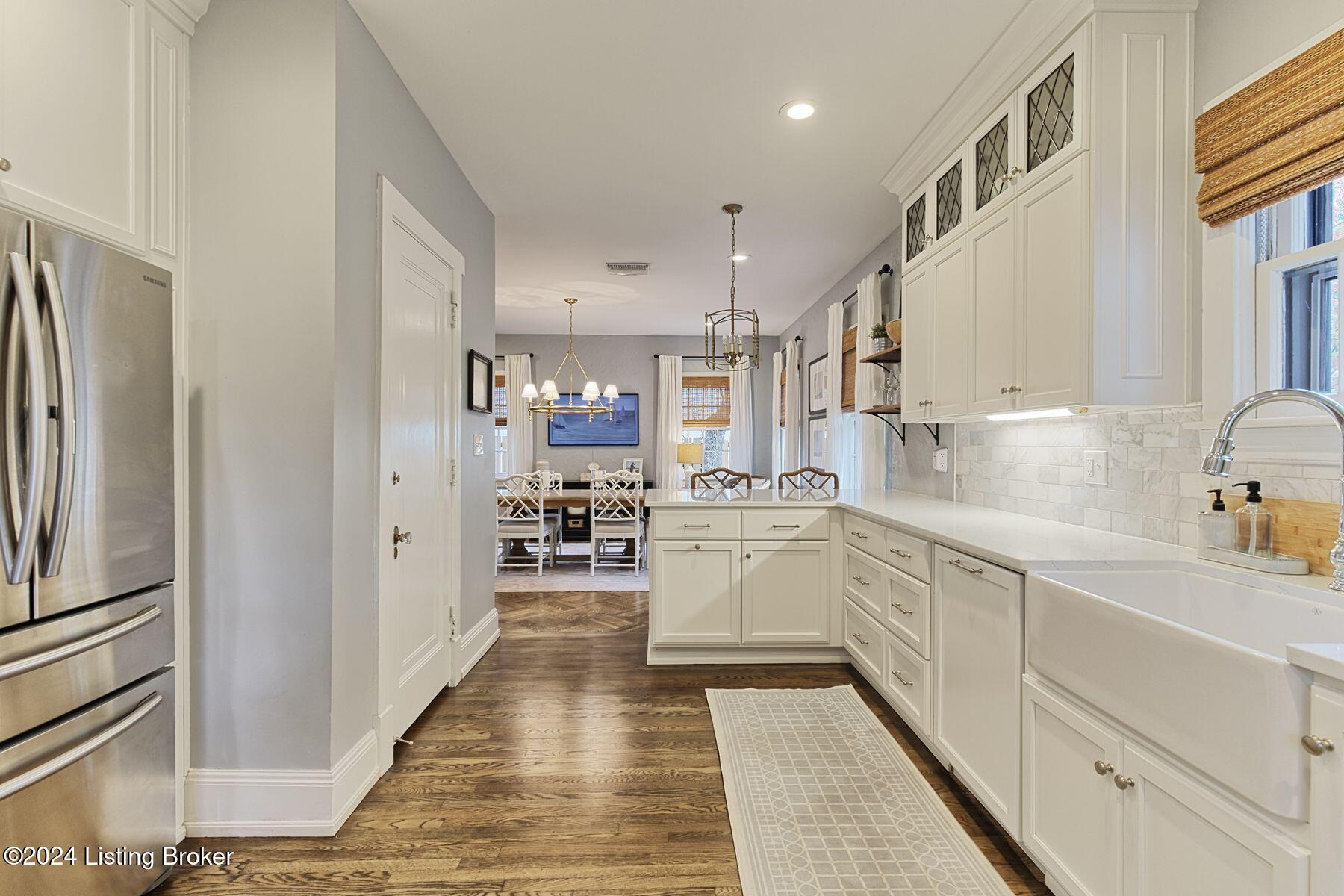 2331 Village Dr