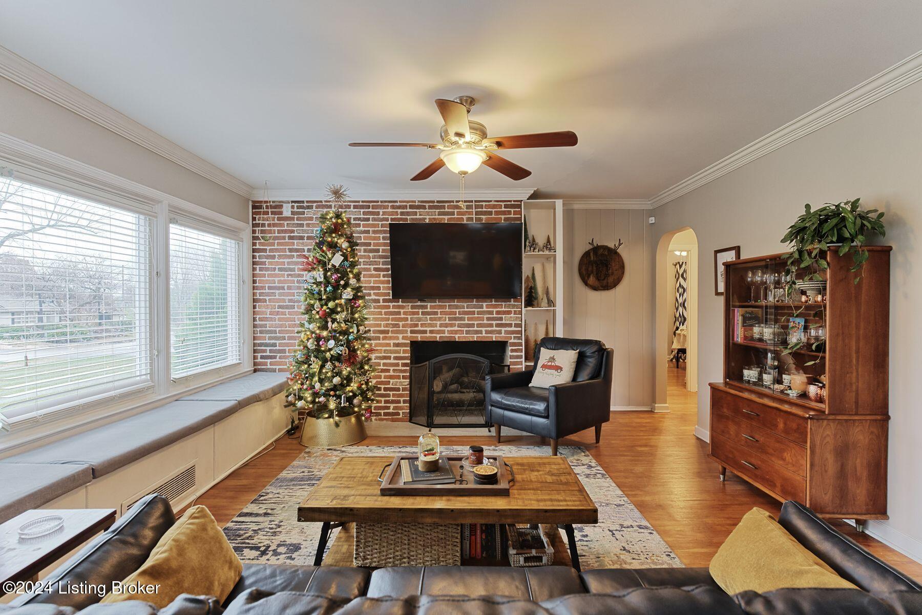 54 Narwood Dr