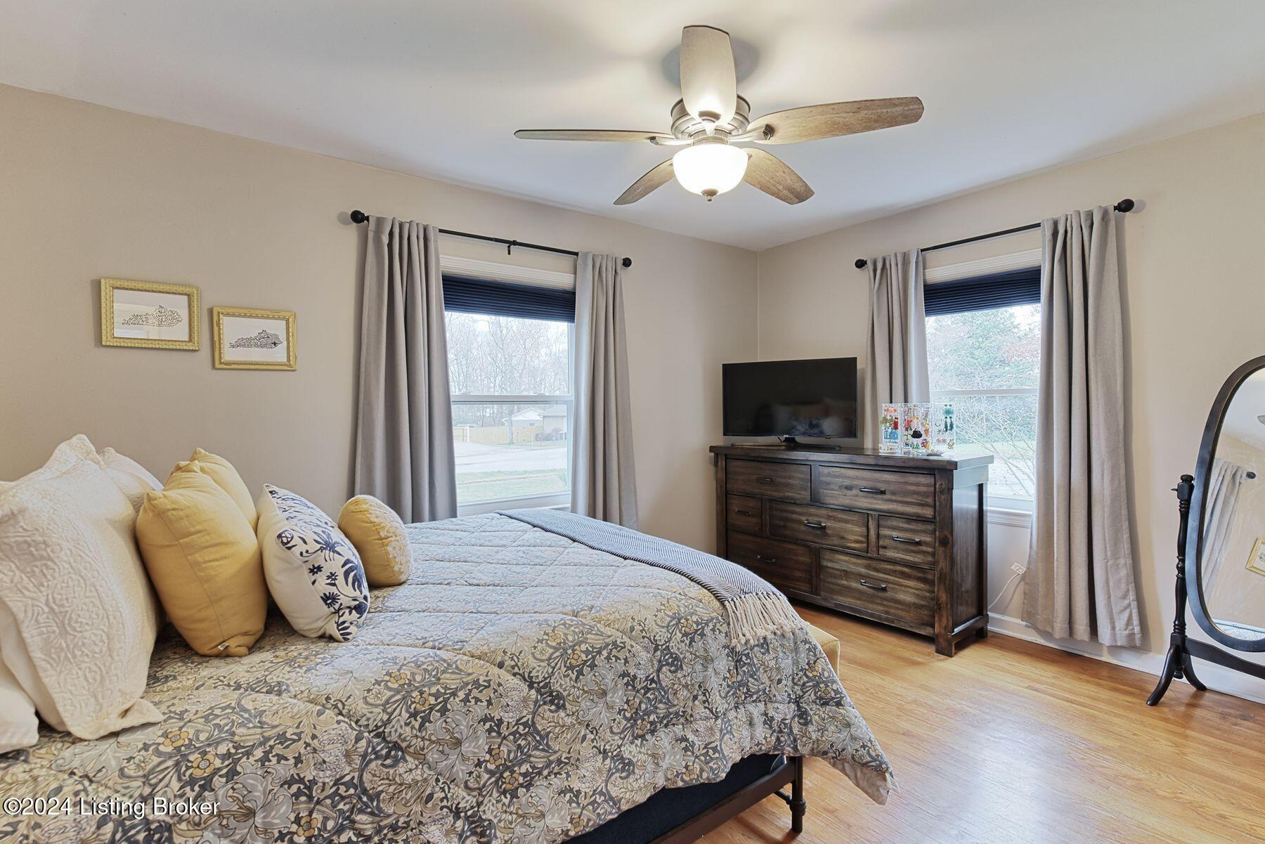 54 Narwood Dr