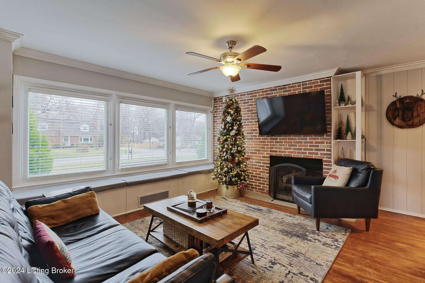 54 Narwood Dr