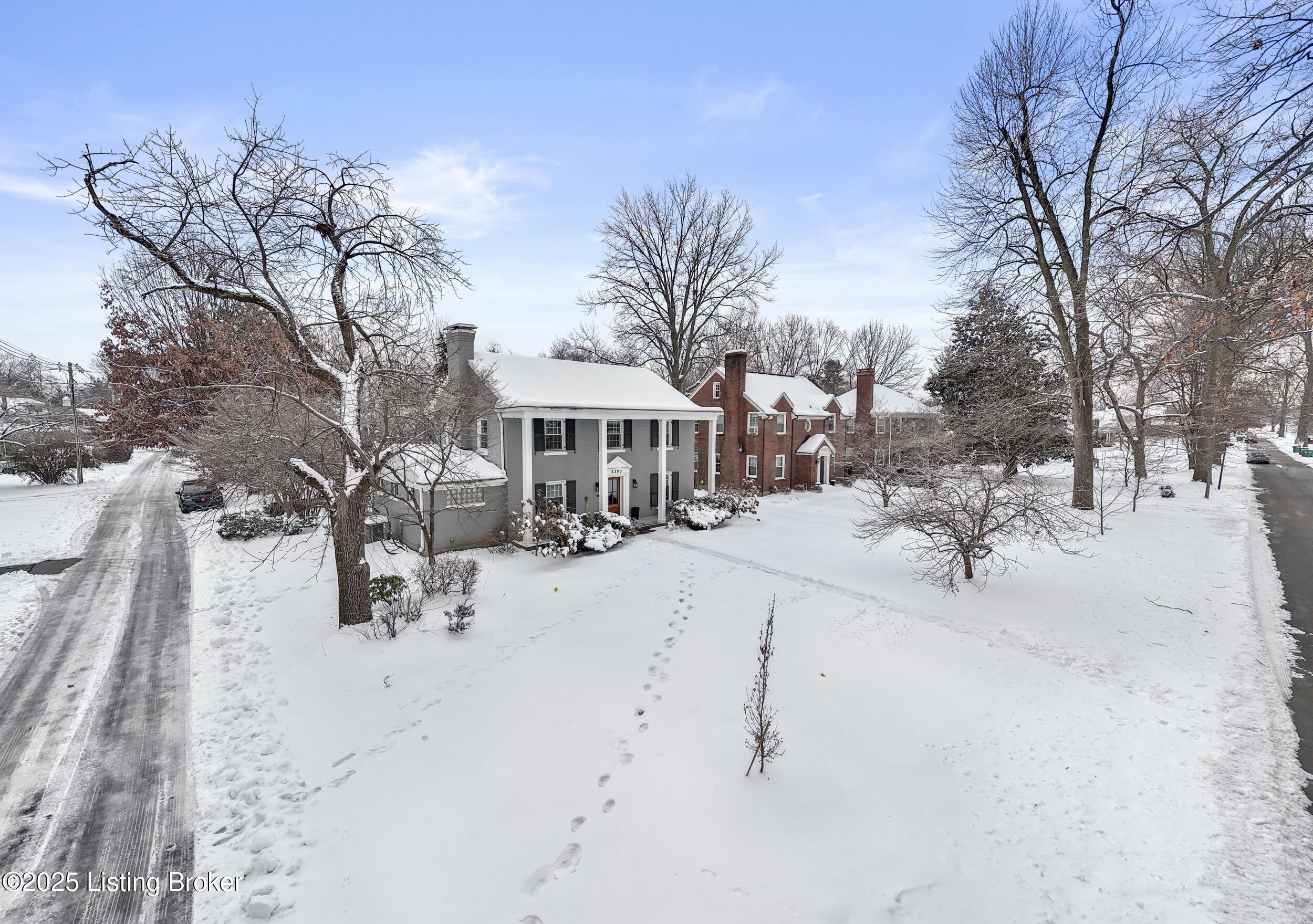 3303 Oriole Dr