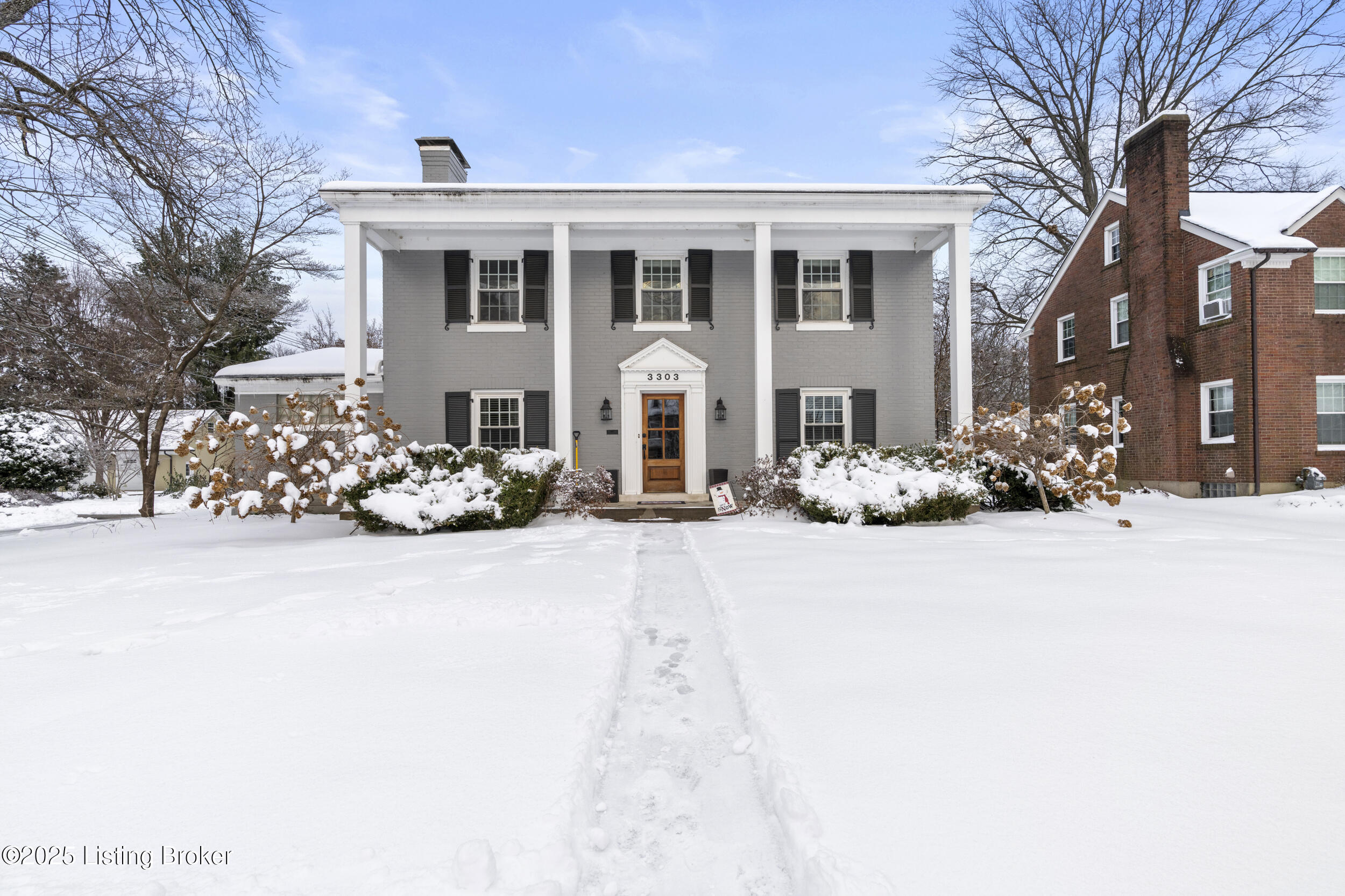 3303 Oriole Dr