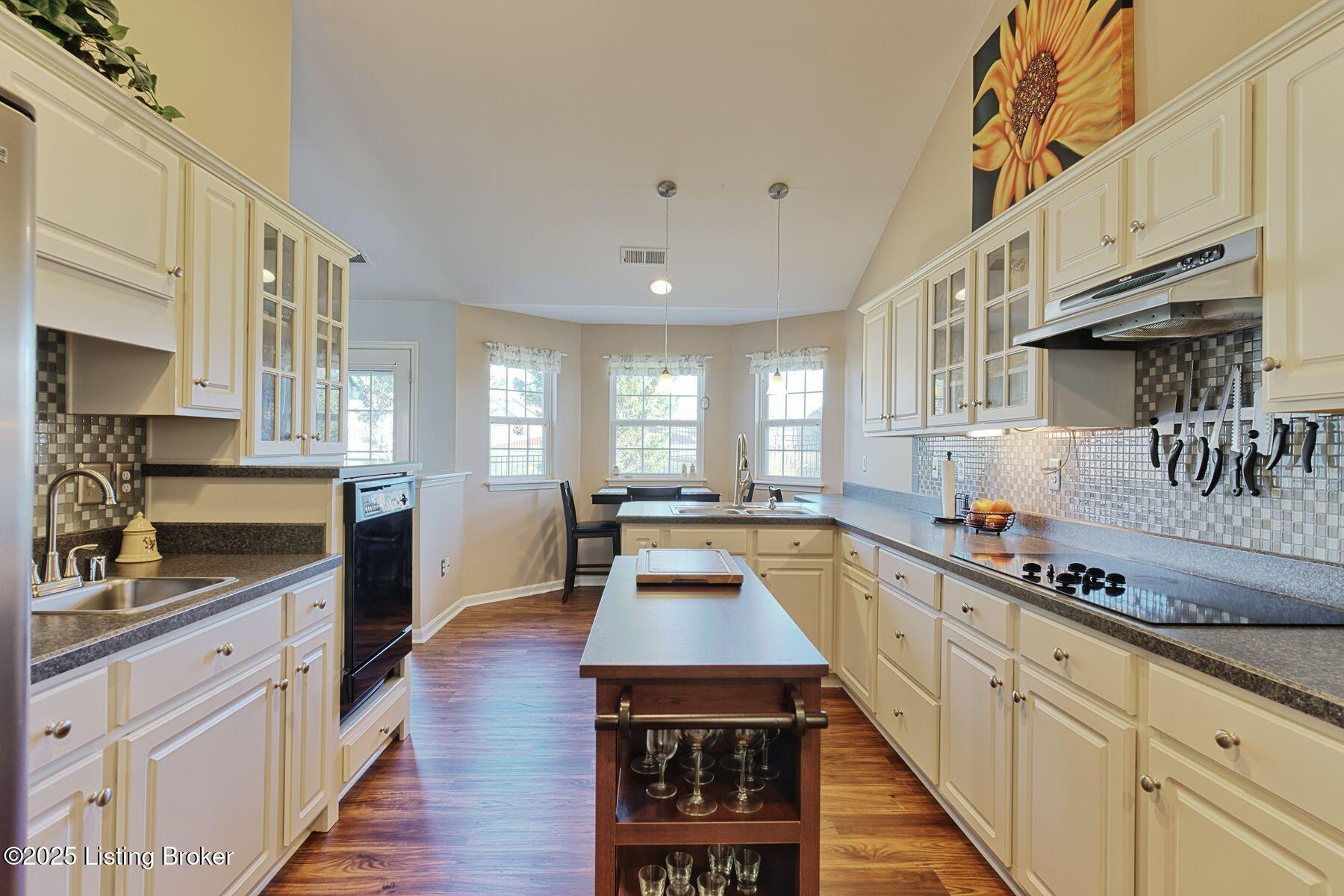 18005 Ivy Springs Ct