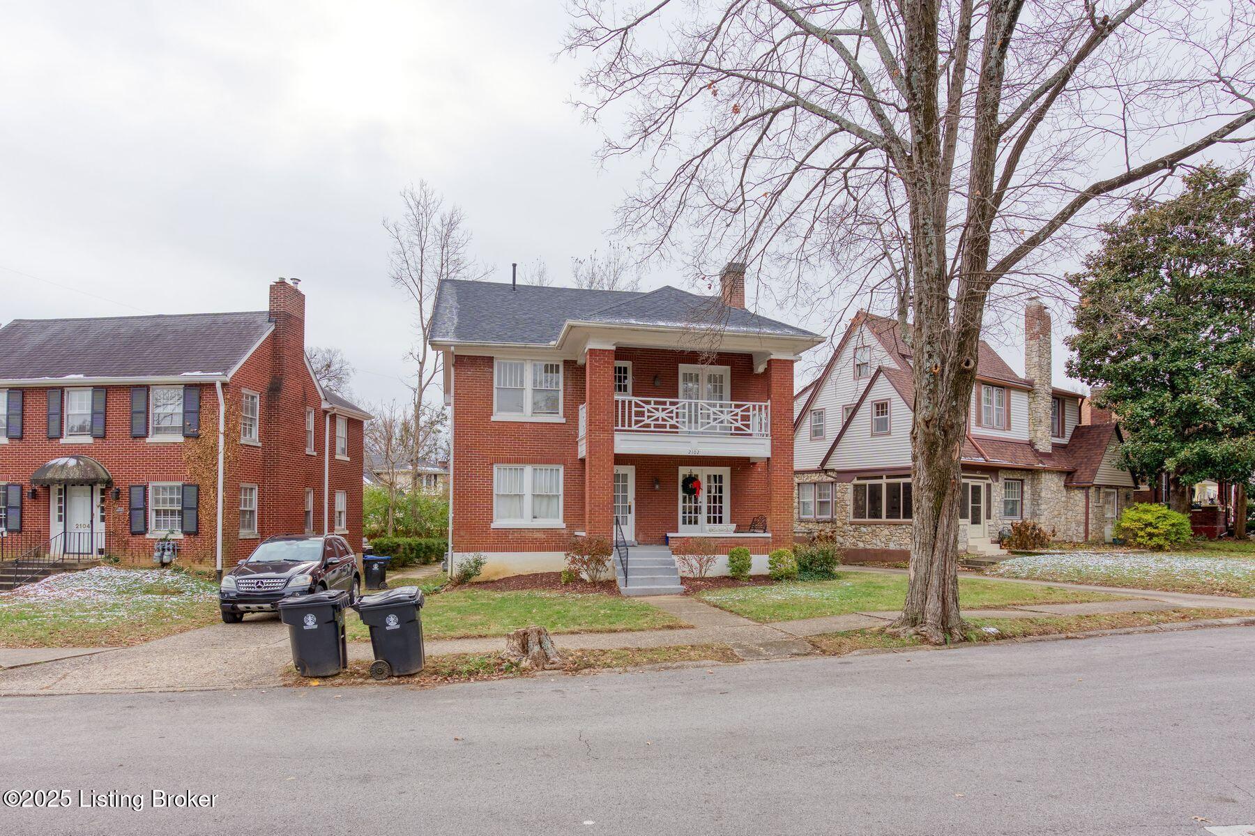2102 Saratoga Dr