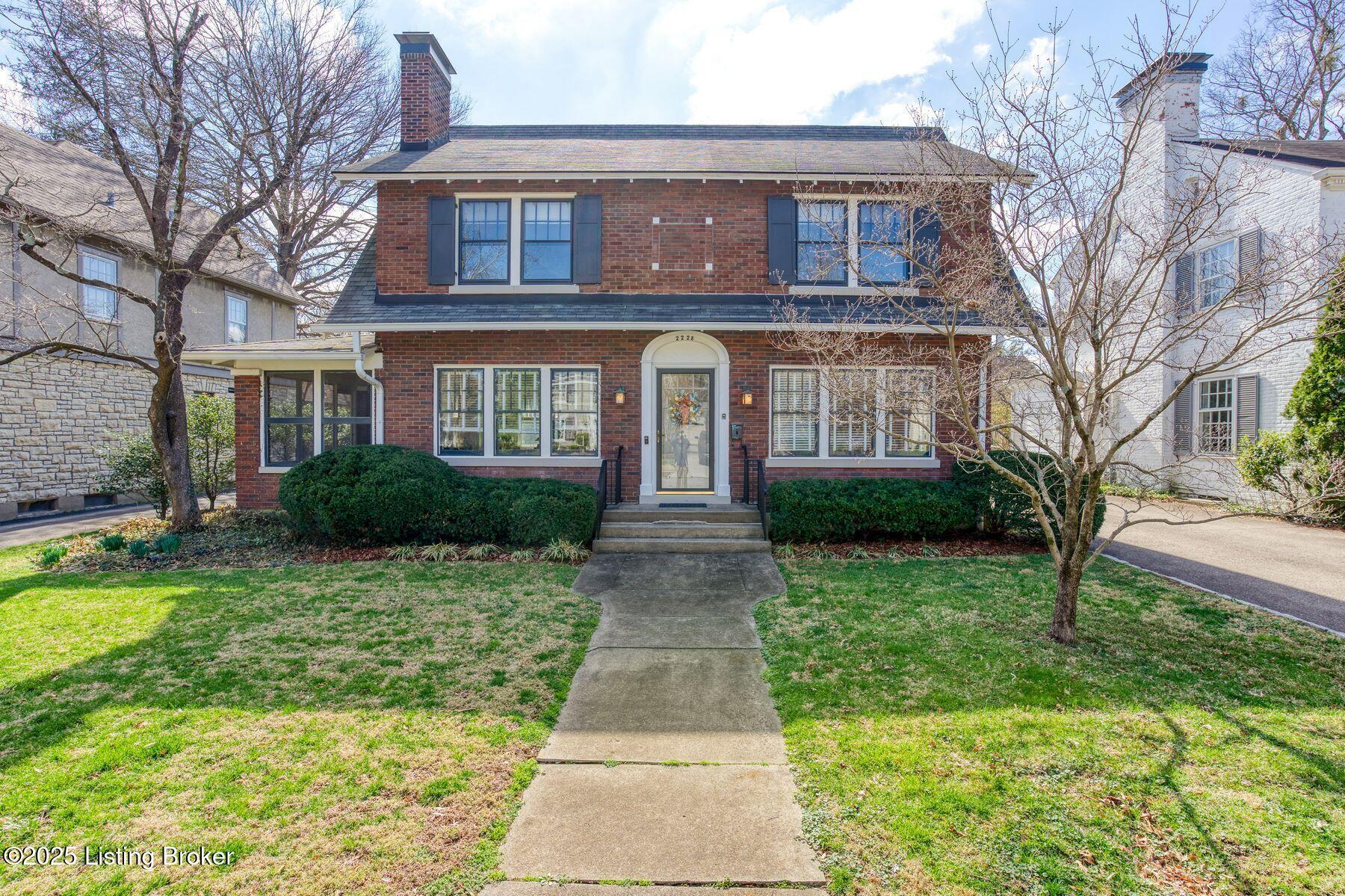 2228 Village Dr