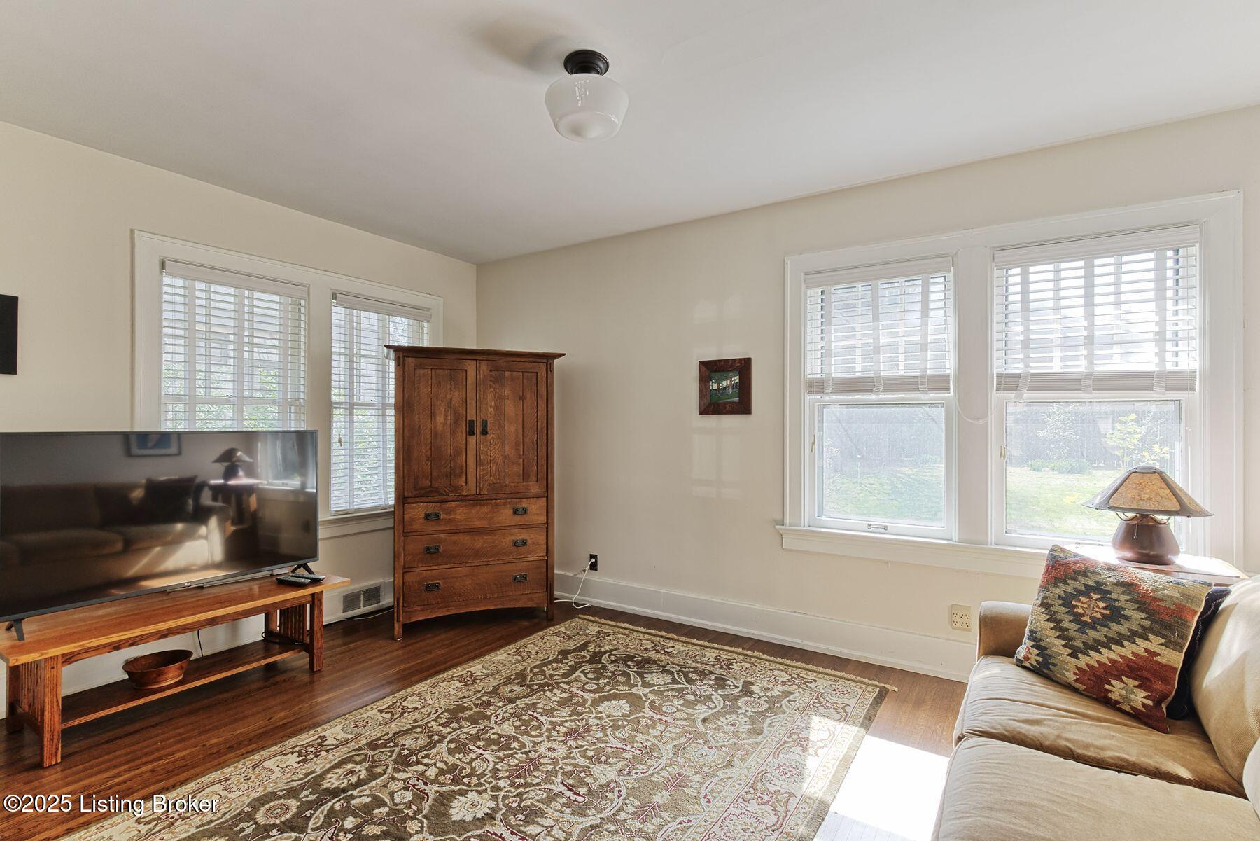 2228 Village Dr