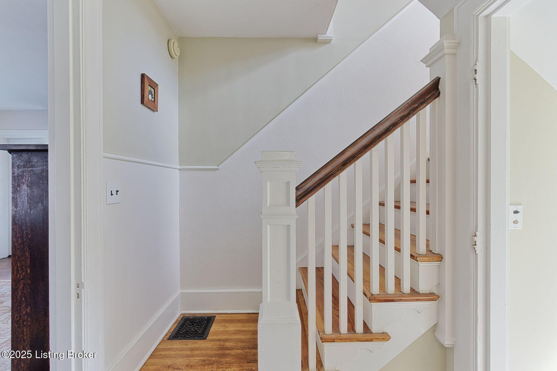 2228 Village Dr
