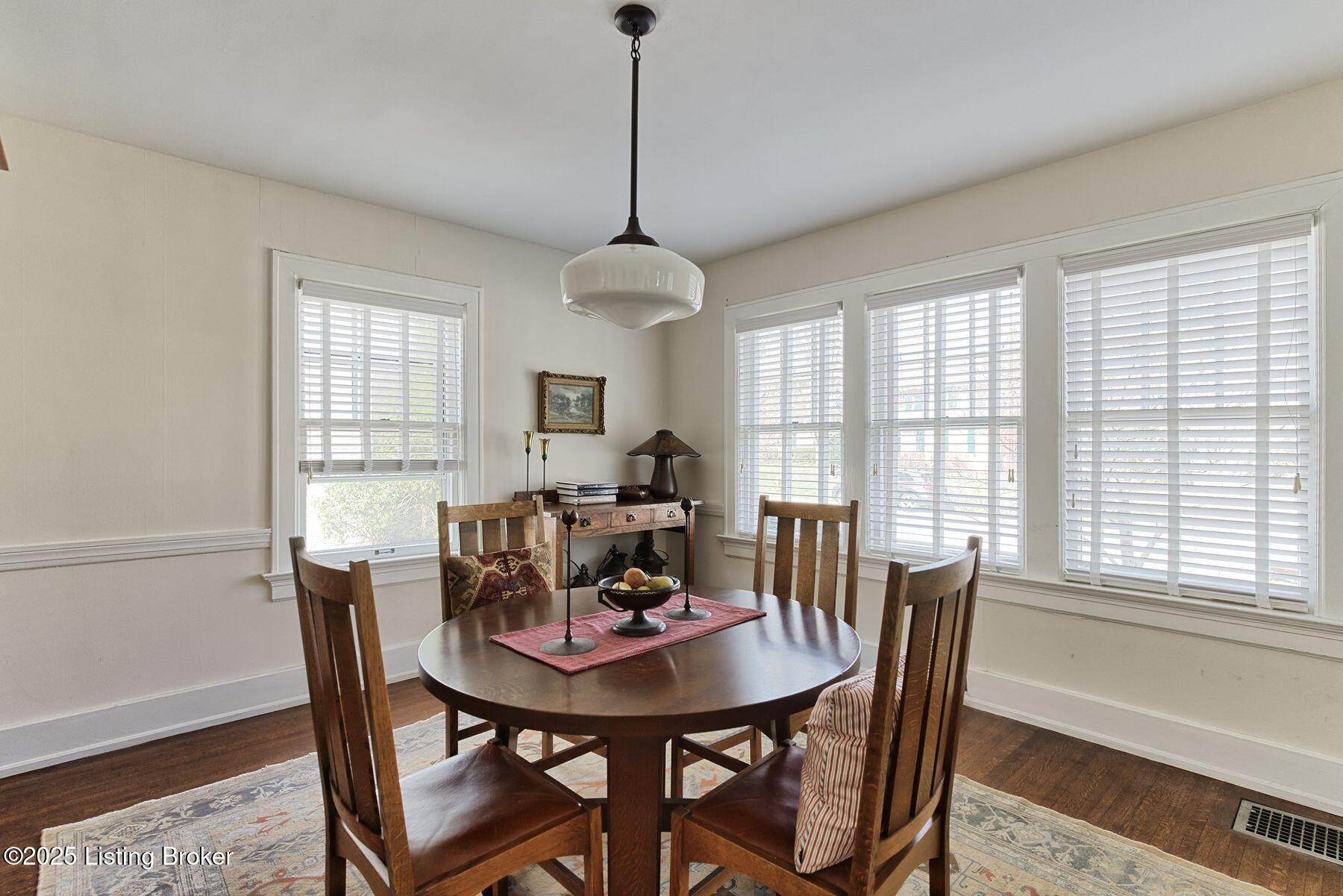 2228 Village Dr
