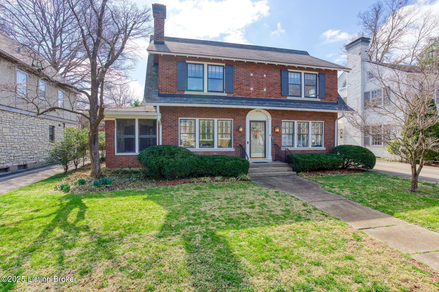 2228 Village Dr