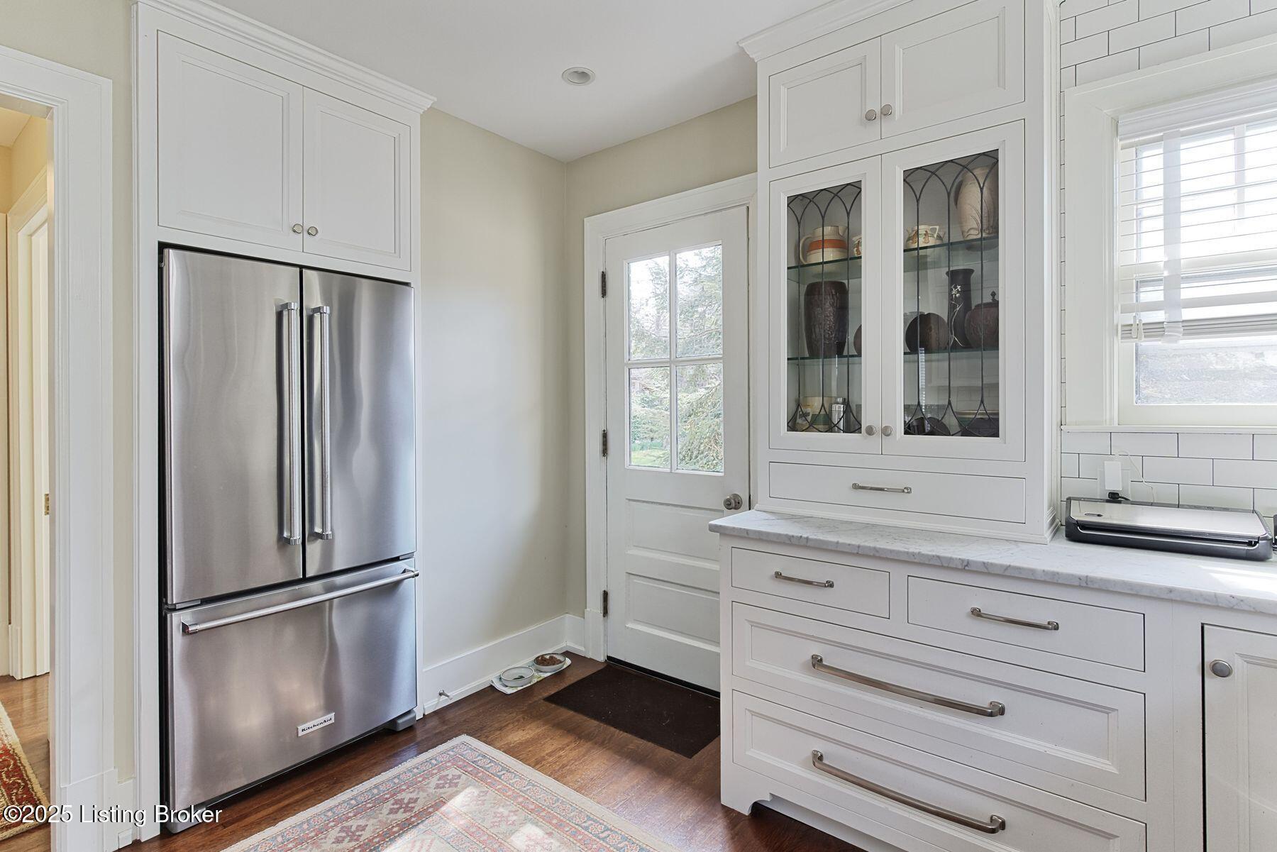 2228 Village Dr
