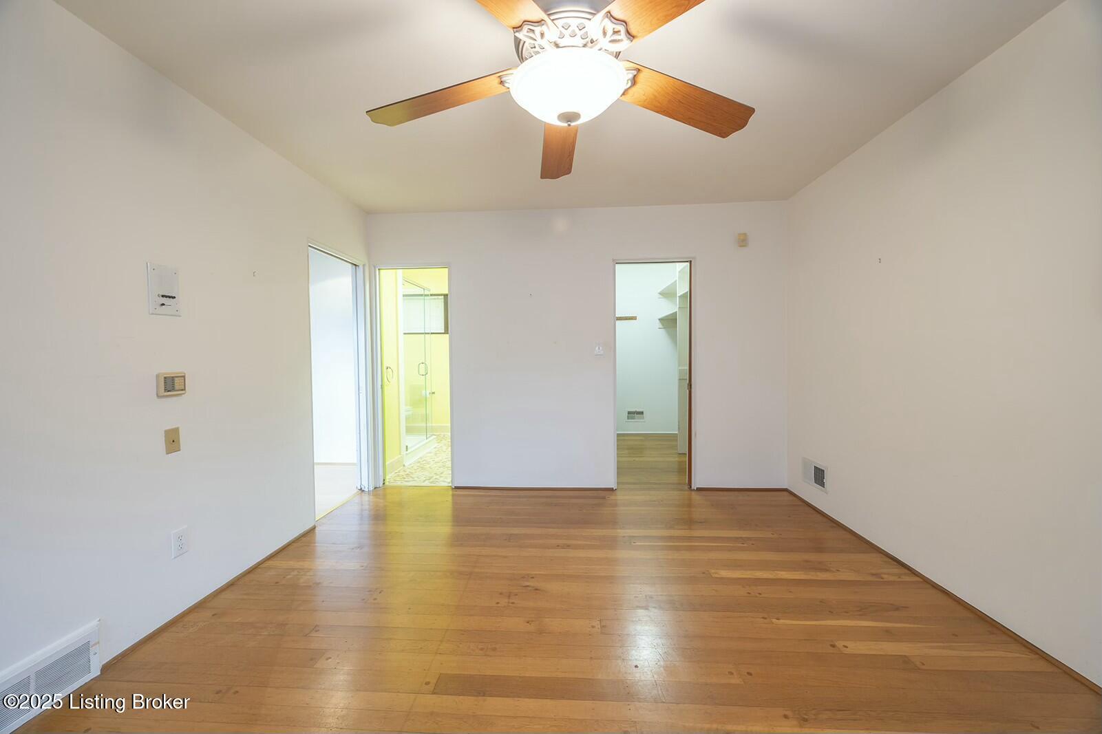 1206 Park Hills Ct
